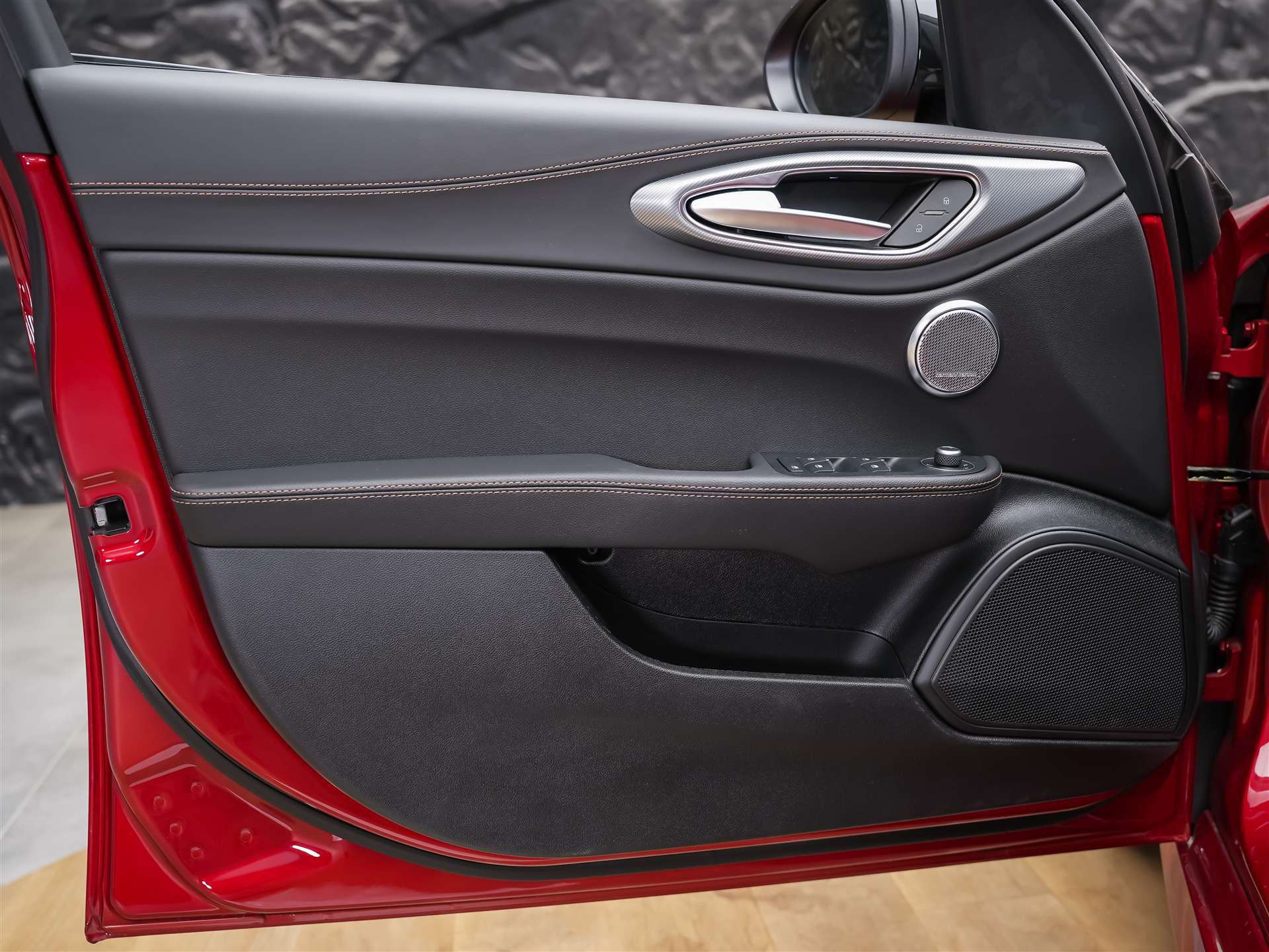 ALFA ROMEO Giulia 2.0 Intensa Q4 AT8 *SOFORT Verfügbar*Werksgarantie*Panorama*Harman/Kardon*-image-25
