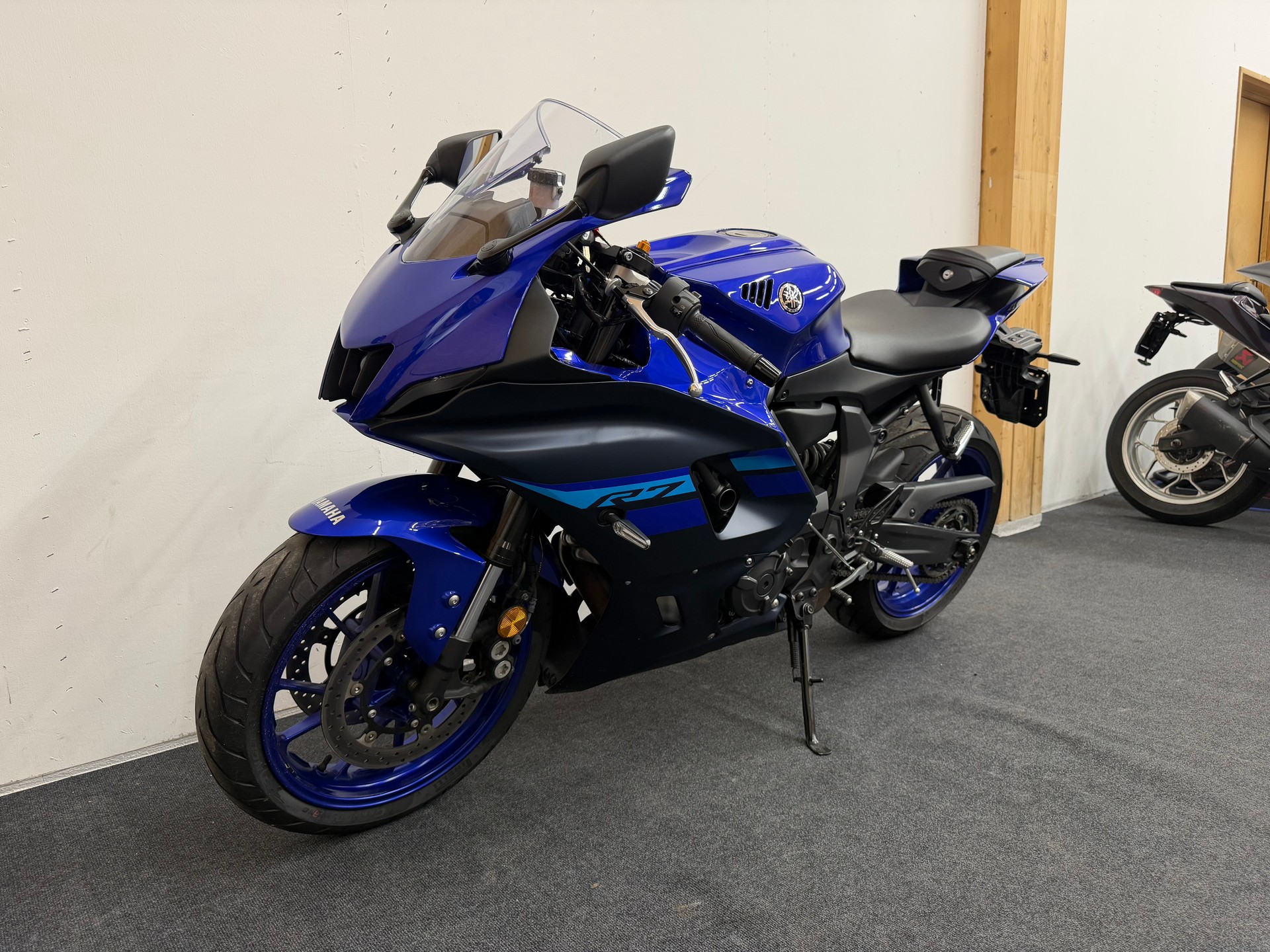 YAMAHA YZF-R7 (35kW)-image-4