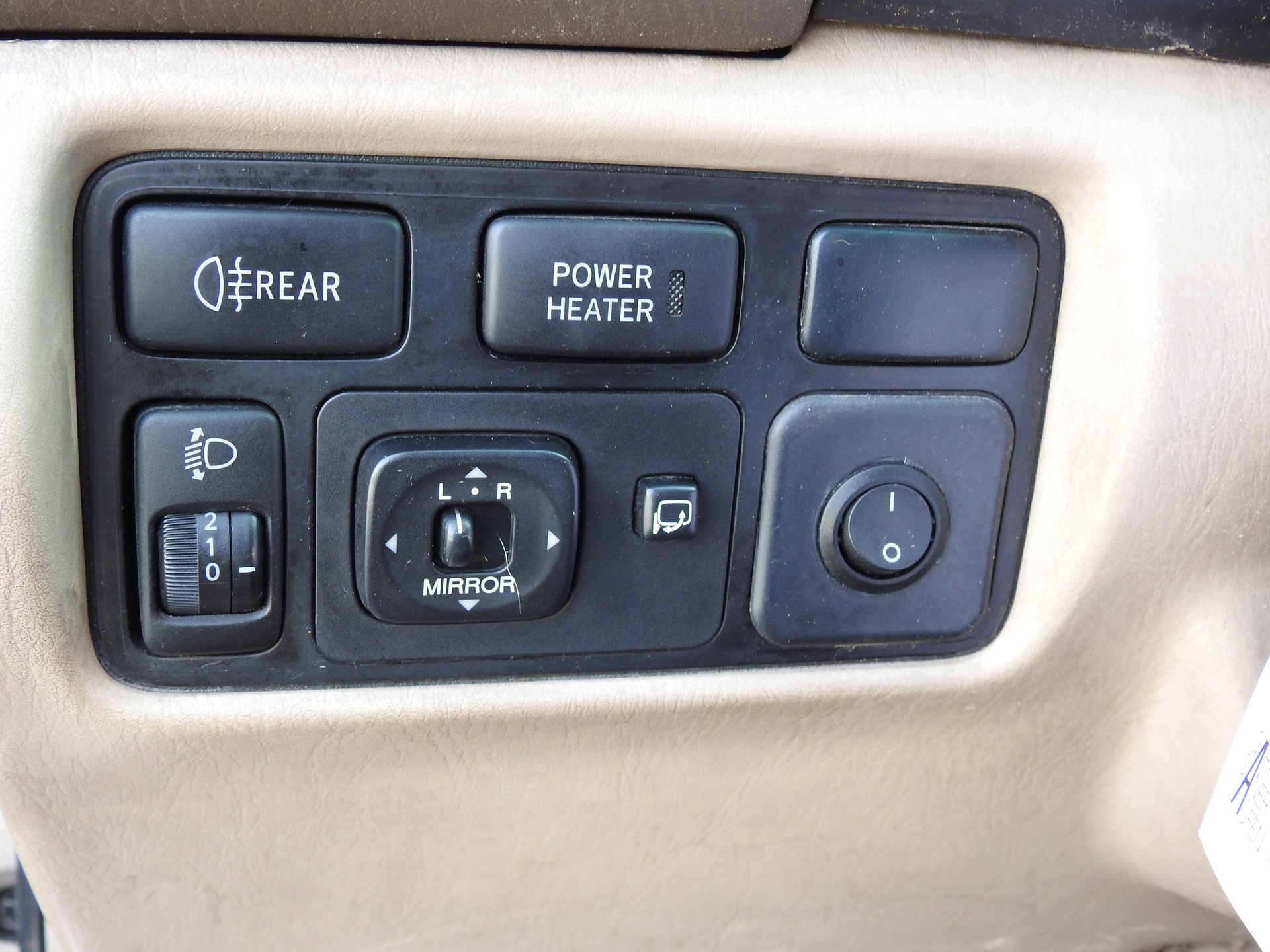 TOYOTA Land Cruiser 500 4.2 TD-image-26