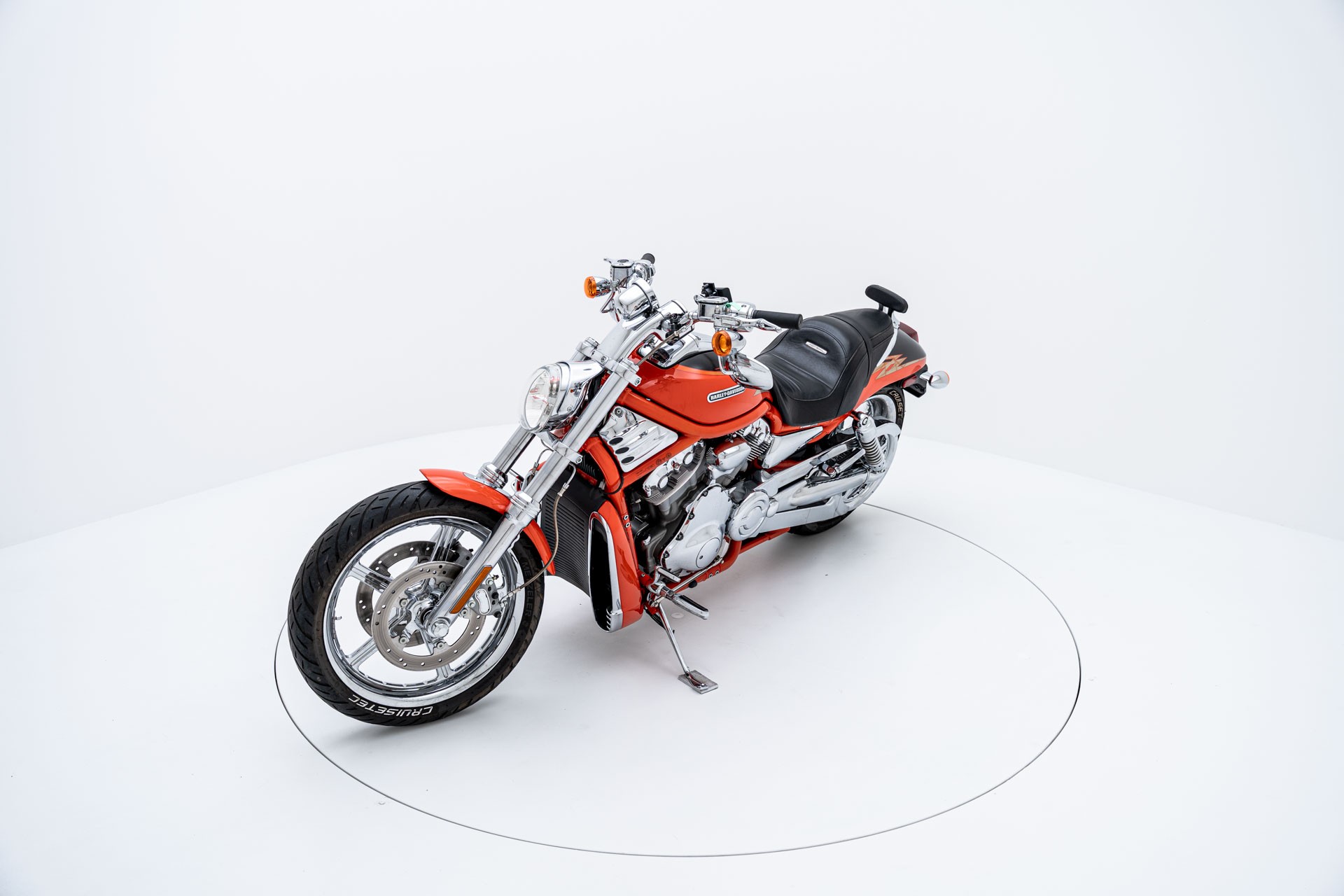 HARLEY-DAVIDSON VRSCSE V-Rod CVO-showroom-element-2