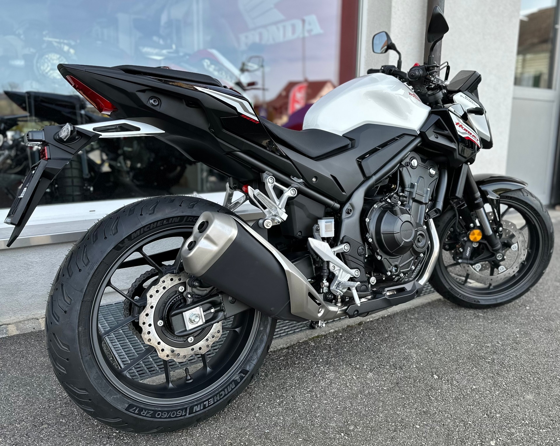 HONDA CB 500 Hornet - manuell-image-2