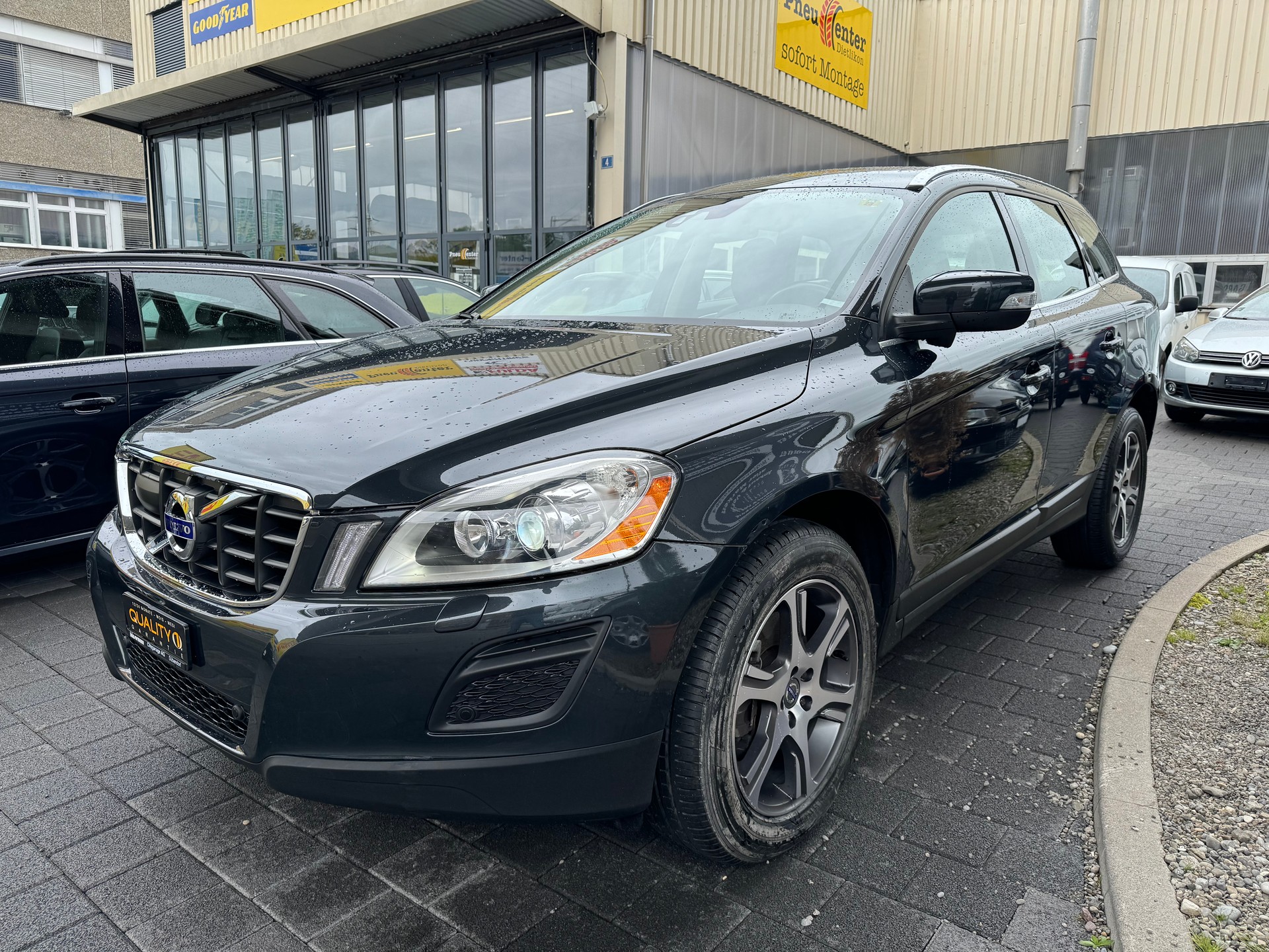 VOLVO XC60 T6 AWD Summum Geartronic-image-2