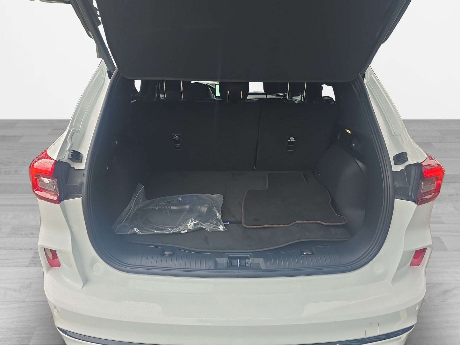 FORD Kuga 2.5 PHEV ST-Line X FWD-image-8