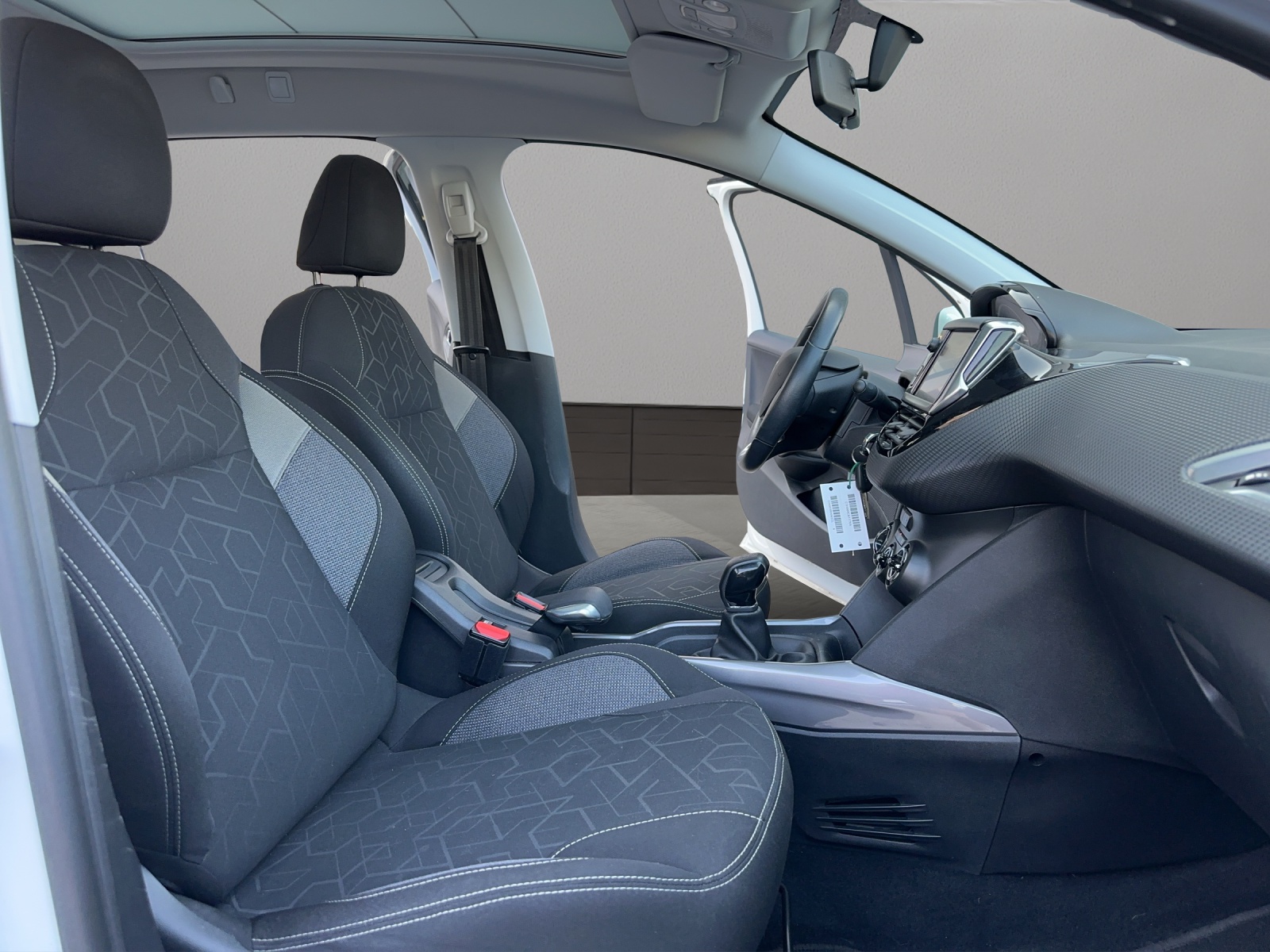 PEUGEOT 2008 1.2 VTI Access-image-16