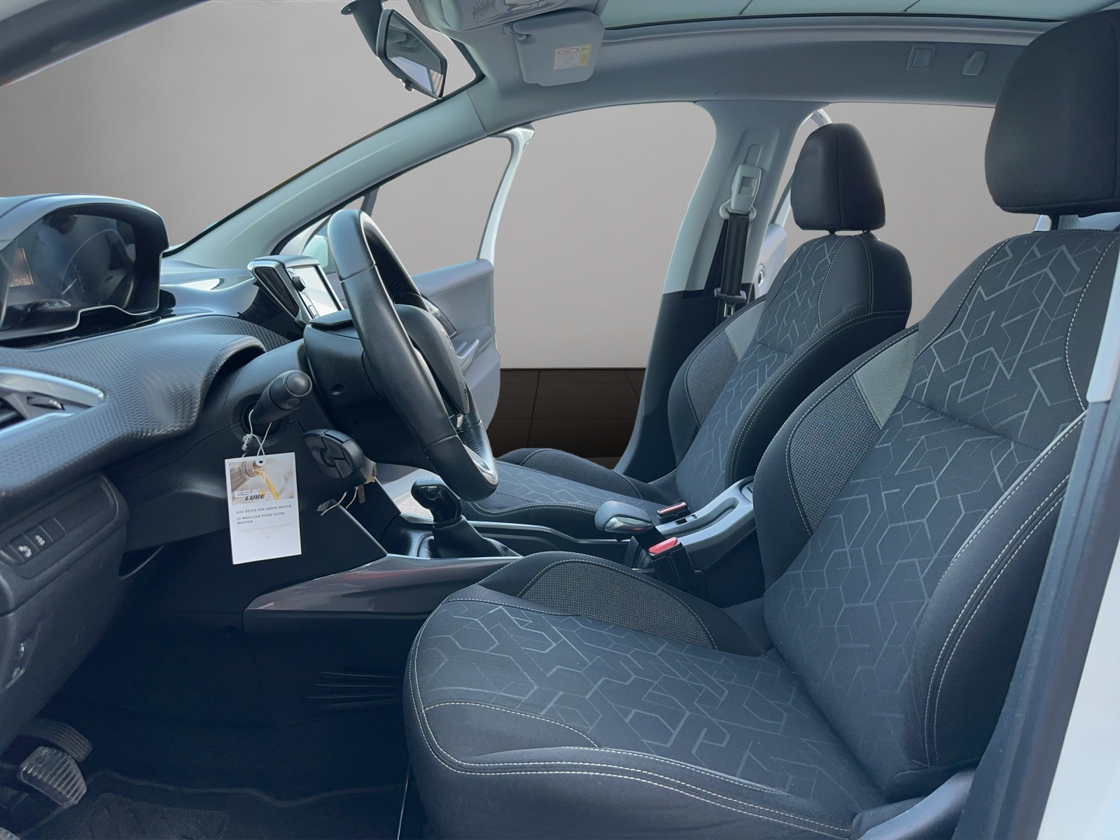 PEUGEOT 2008 1.2 VTI Access-image-8