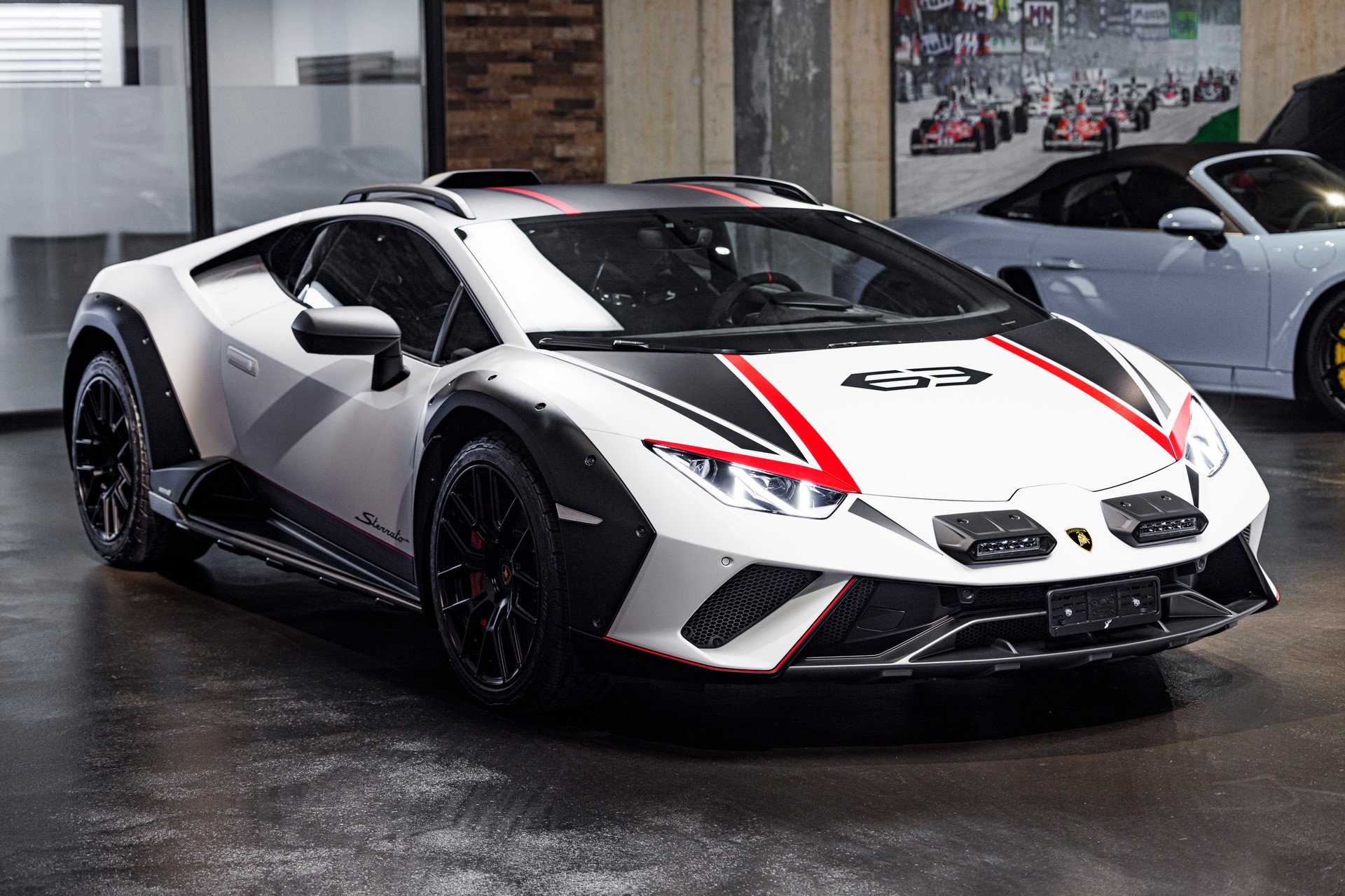 LAMBORGHINI Huracán Sterrato-image-1