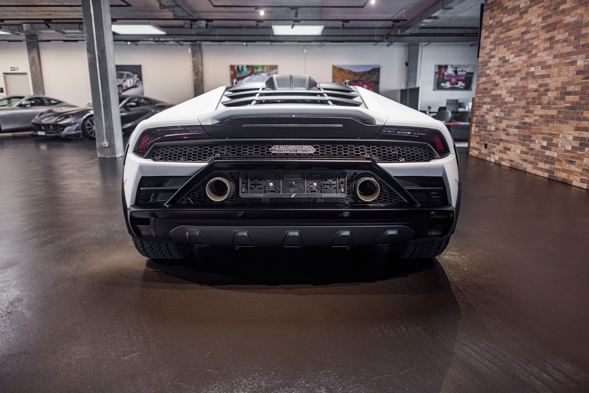 LAMBORGHINI Huracán Sterrato-image-7