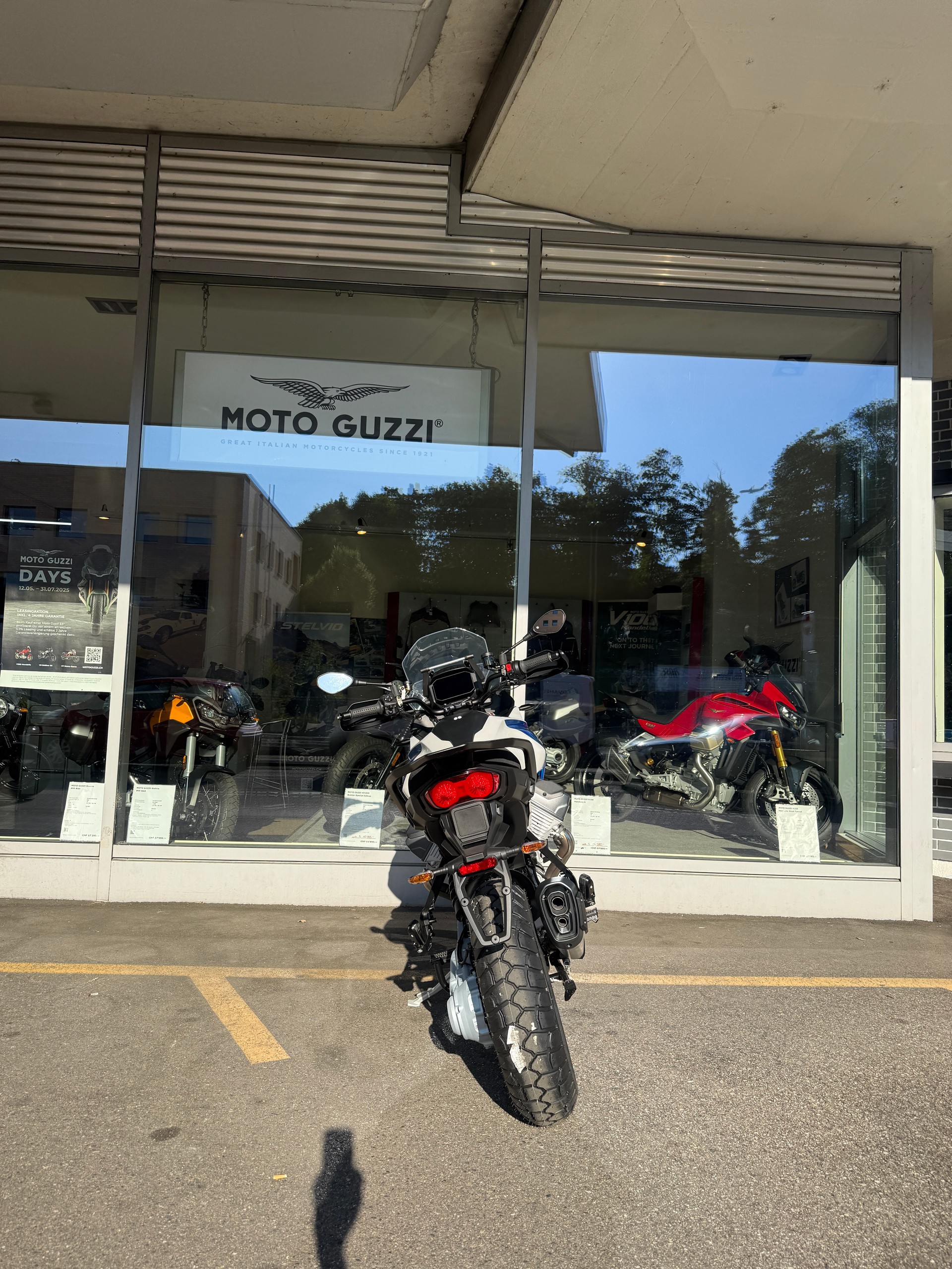 MOTO GUZZI Stelvio Duecento Tributo-image-13