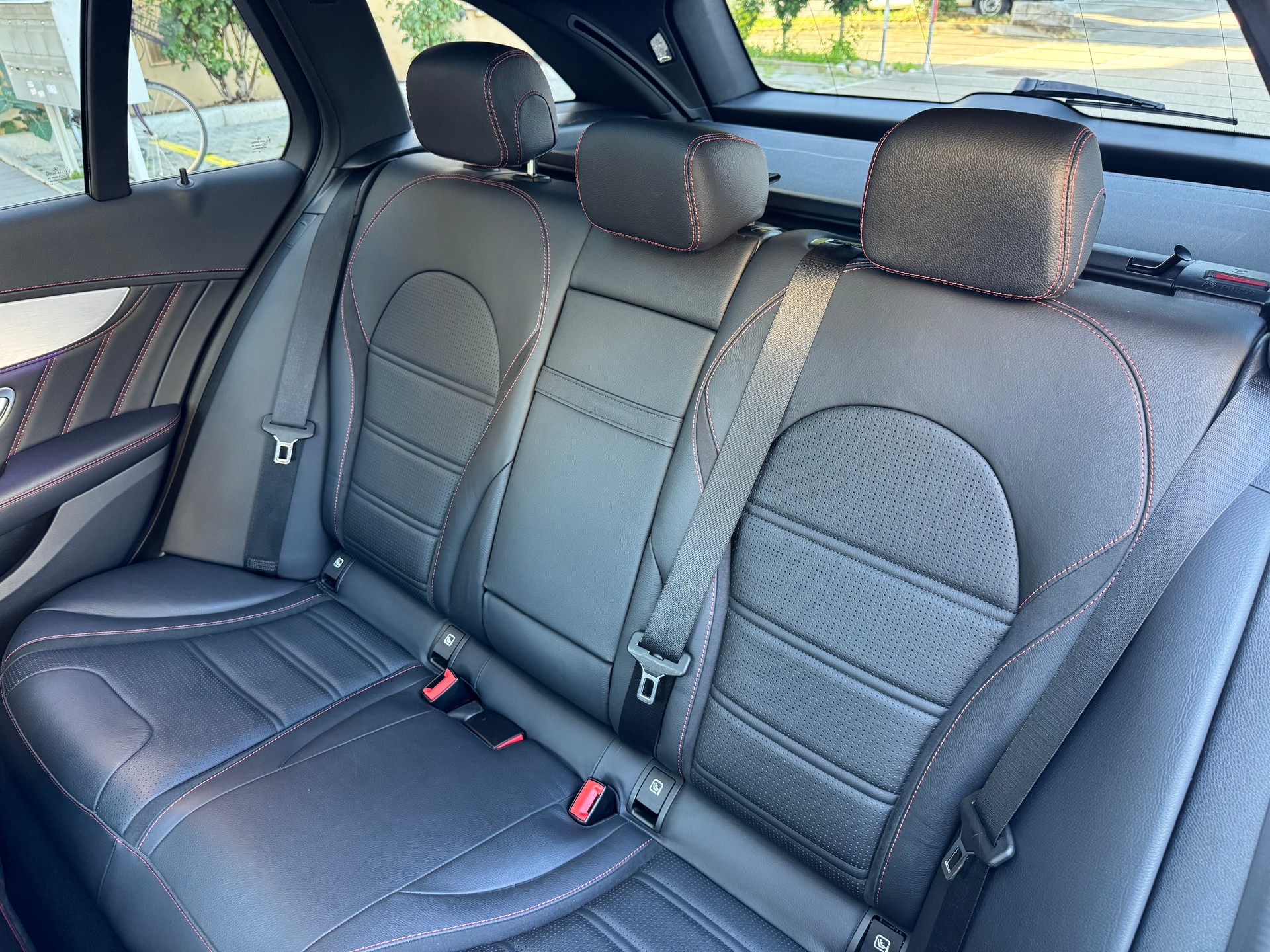 MERCEDES-BENZ C 43 AMG 4Matic 9G-Tronic-image-23