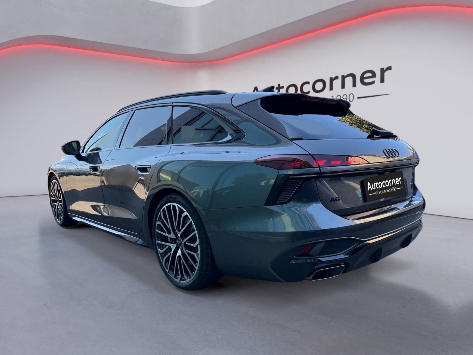 AUDI A6 Avant TFSI quattro 270 kW S tronic-image-2