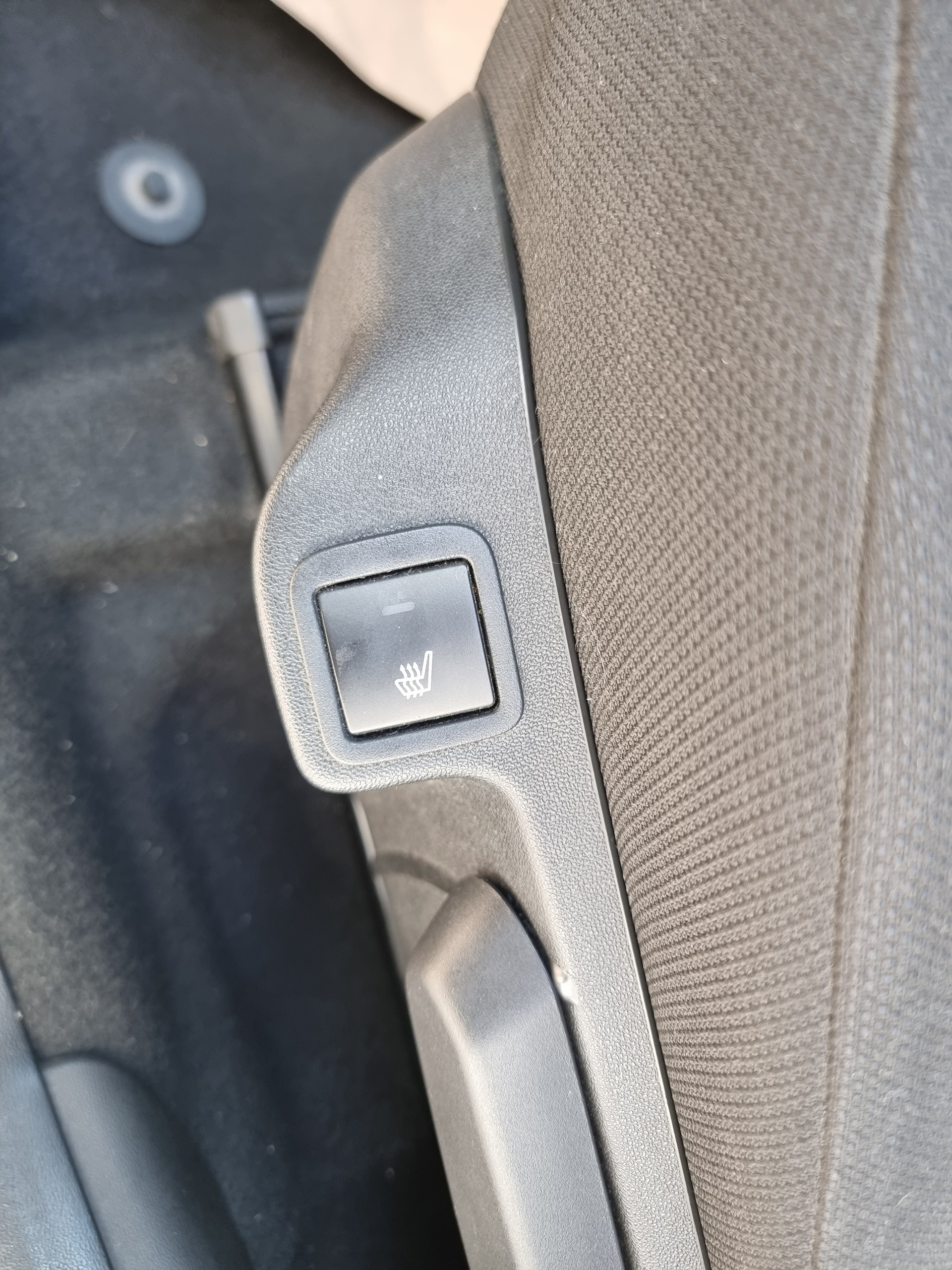 PEUGEOT 108 e-1.0 VTi Stop&Start Active Top-image-8