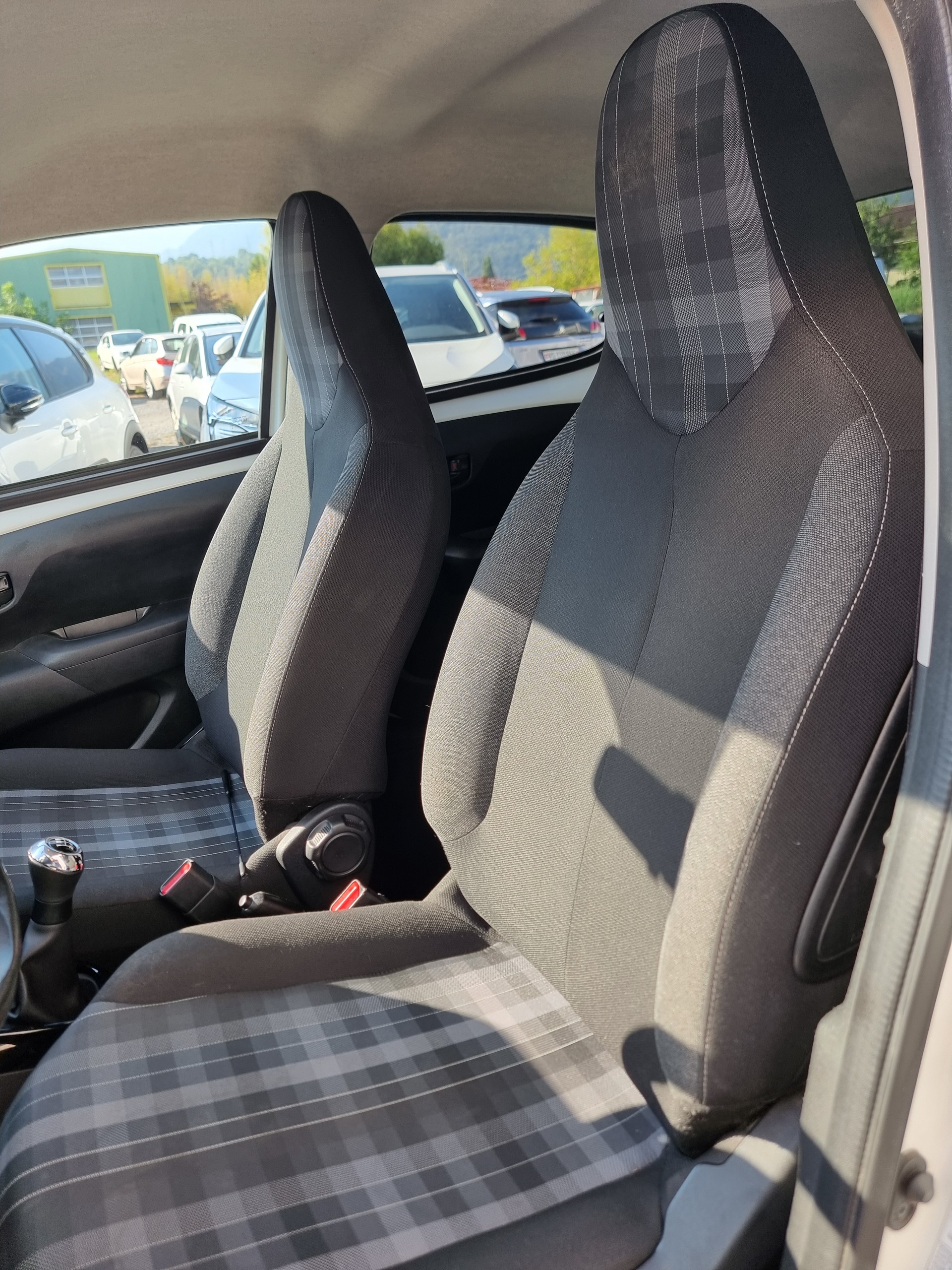 PEUGEOT 108 e-1.0 VTi Stop&Start Active Top-image-7