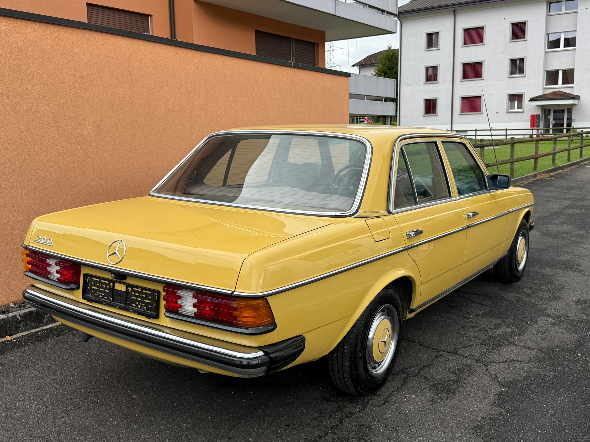 MERCEDES-BENZ 200 Frisch MFK Frisch Service-image-7
