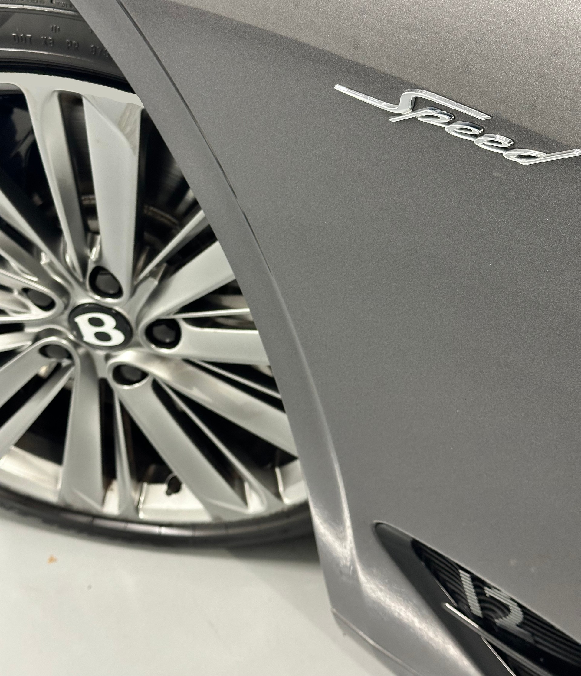 BENTLEY Continental GT 6.0 W12 Speed-image-22