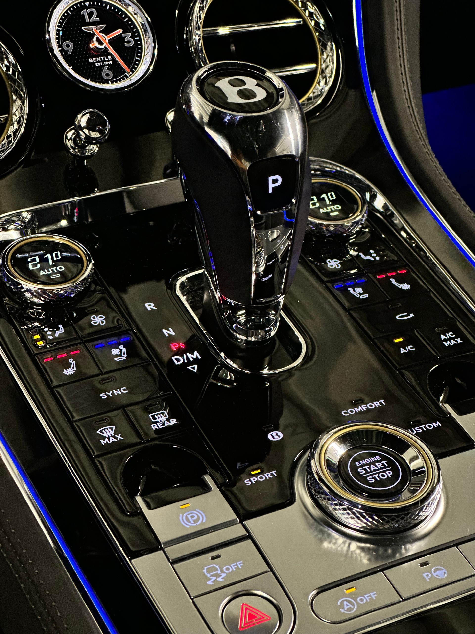BENTLEY Continental GT 6.0 W12 Speed-image-16