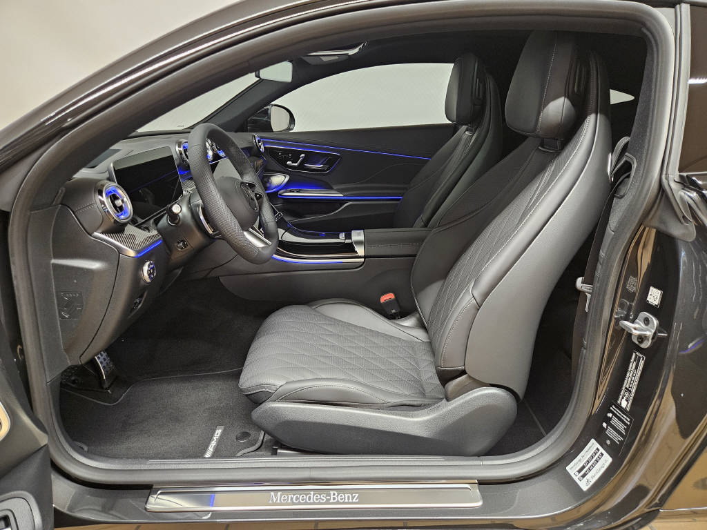 MERCEDES-BENZ CLE 450 4Matic AMG Line Coupé-image-6