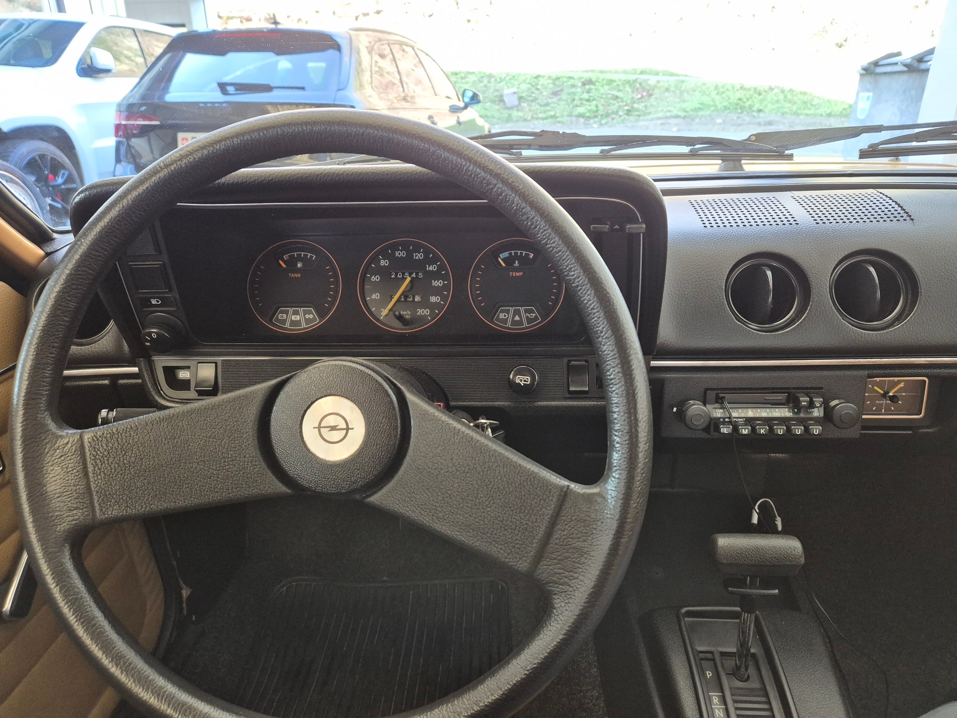 OPEL Manta B Coupe-image-14