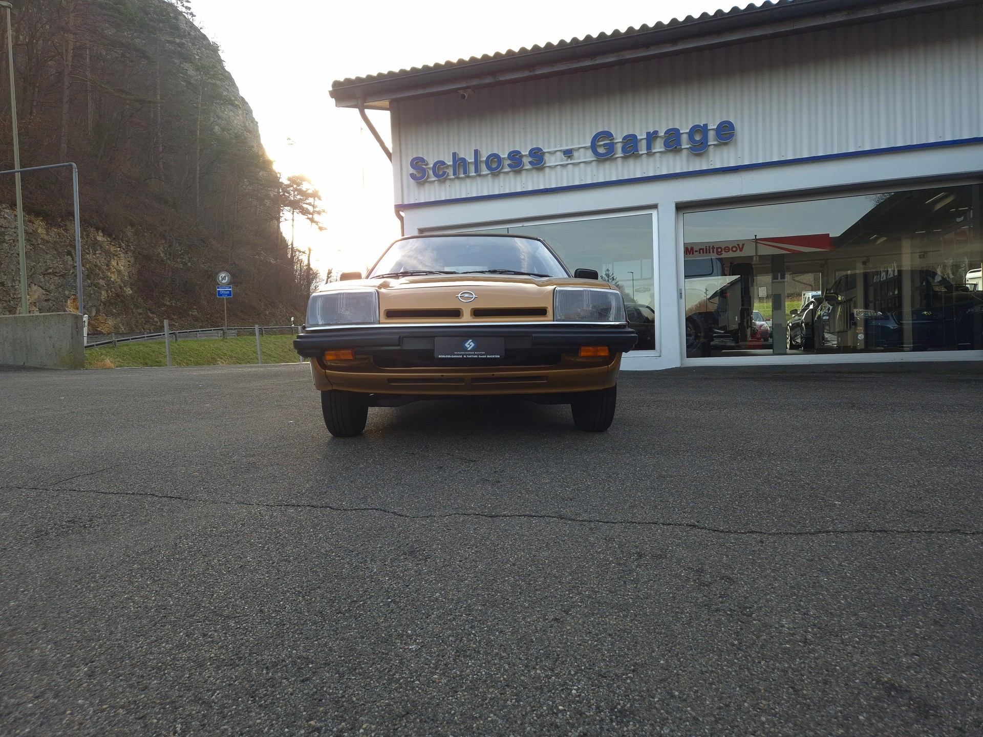 OPEL Manta B Coupe-showroom-element-3
