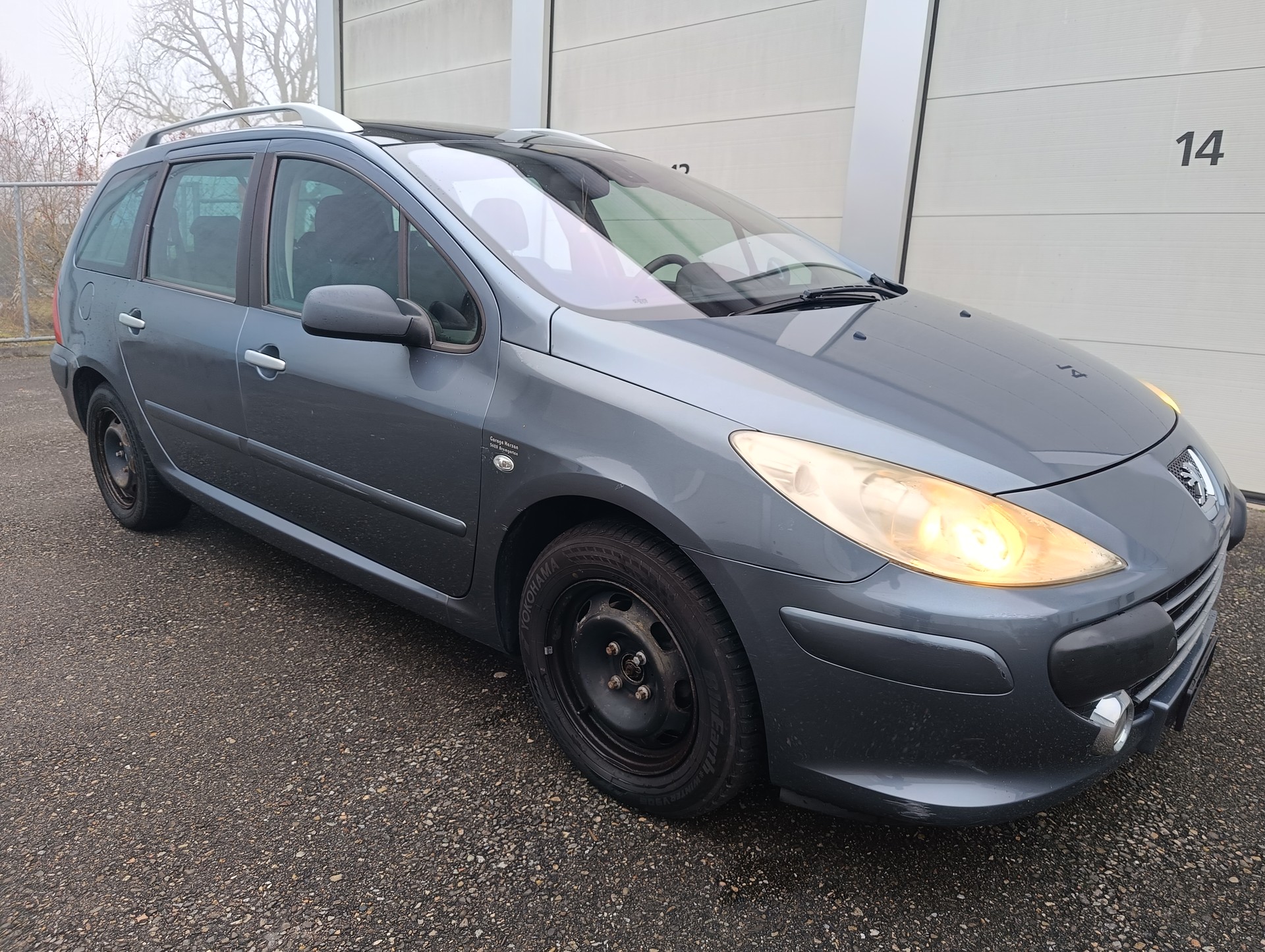 PEUGEOT 307 SW 1.6 16V Premium-image-2