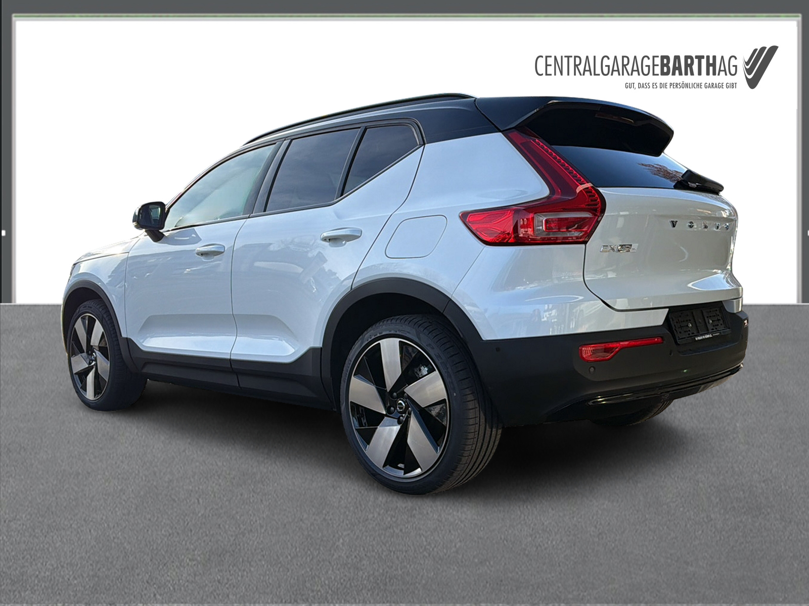 VOLVO EX40 Twin Performance Ultra AWD-image-6