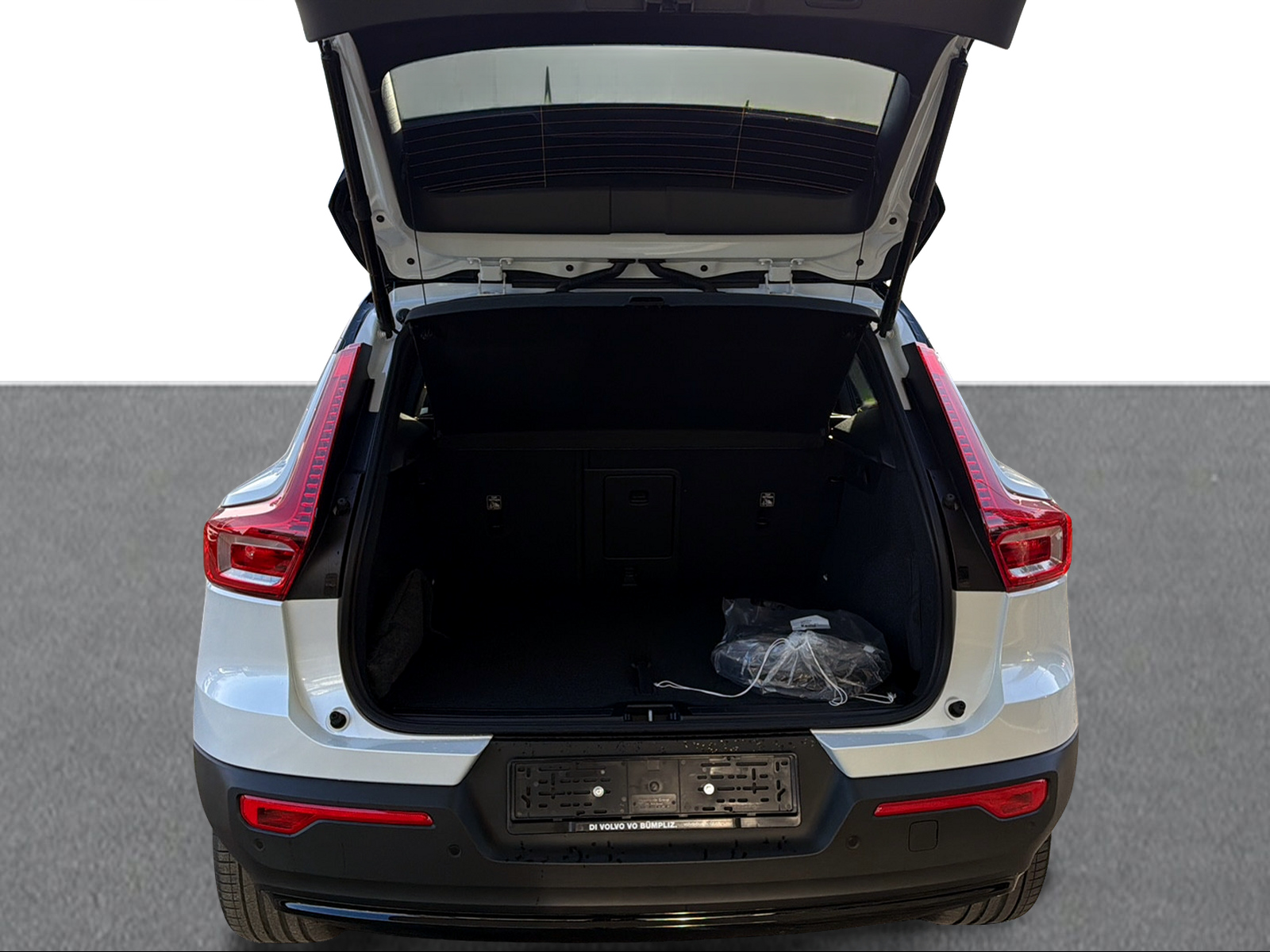 VOLVO EX40 Twin Performance Ultra AWD-image-9