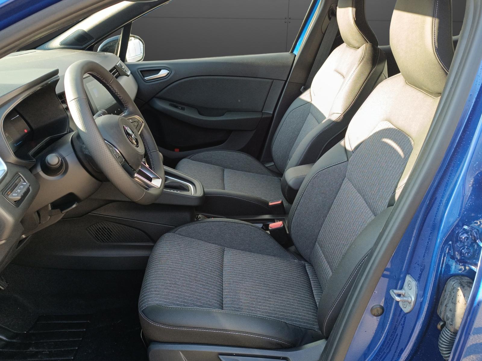 MITSUBISHI Colt 1.6 HEV Intense-image-9