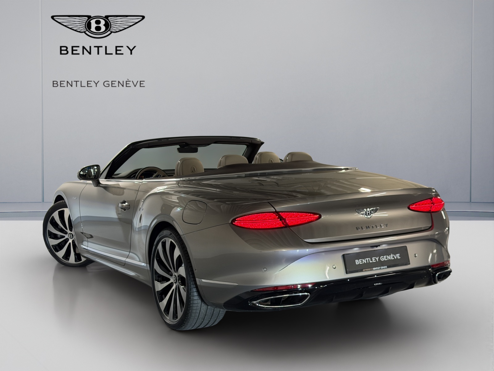 BENTLEY Continental GTC 4.0 V8 PHEV Azure Pale Brodgar-image-6