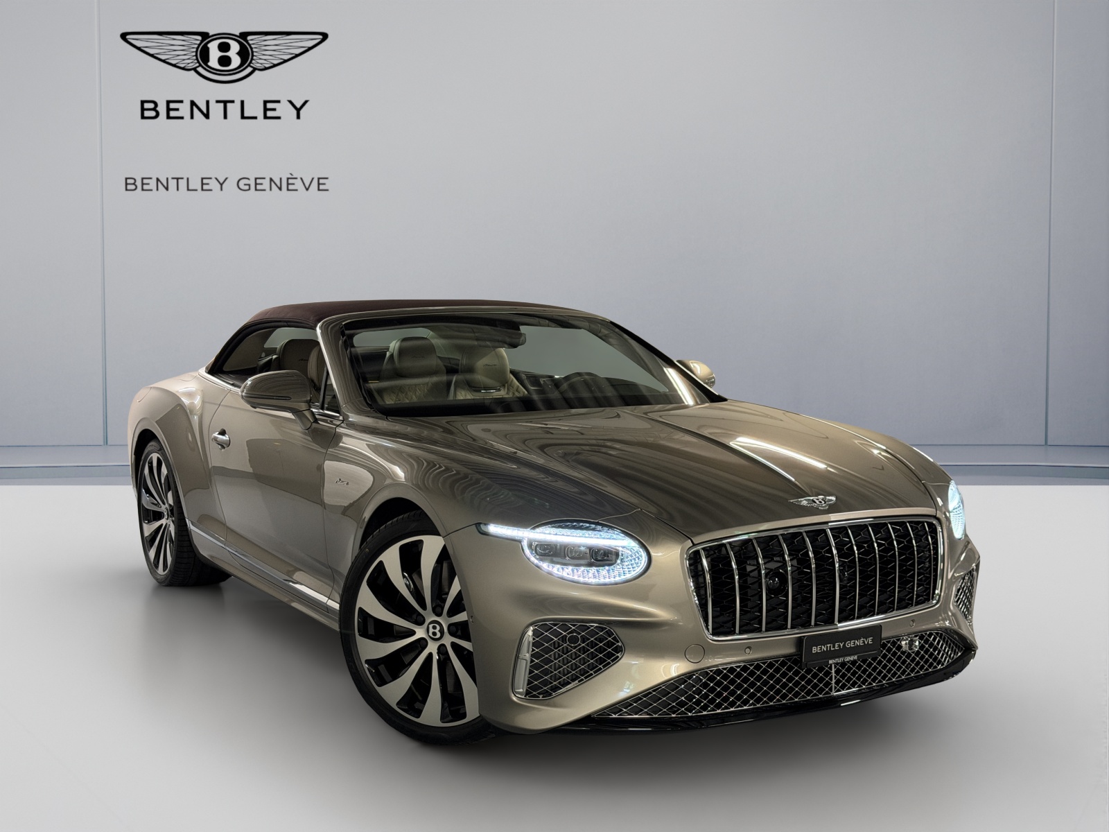 BENTLEY Continental GTC 4.0 V8 PHEV Azure Pale Brodgar-image-5