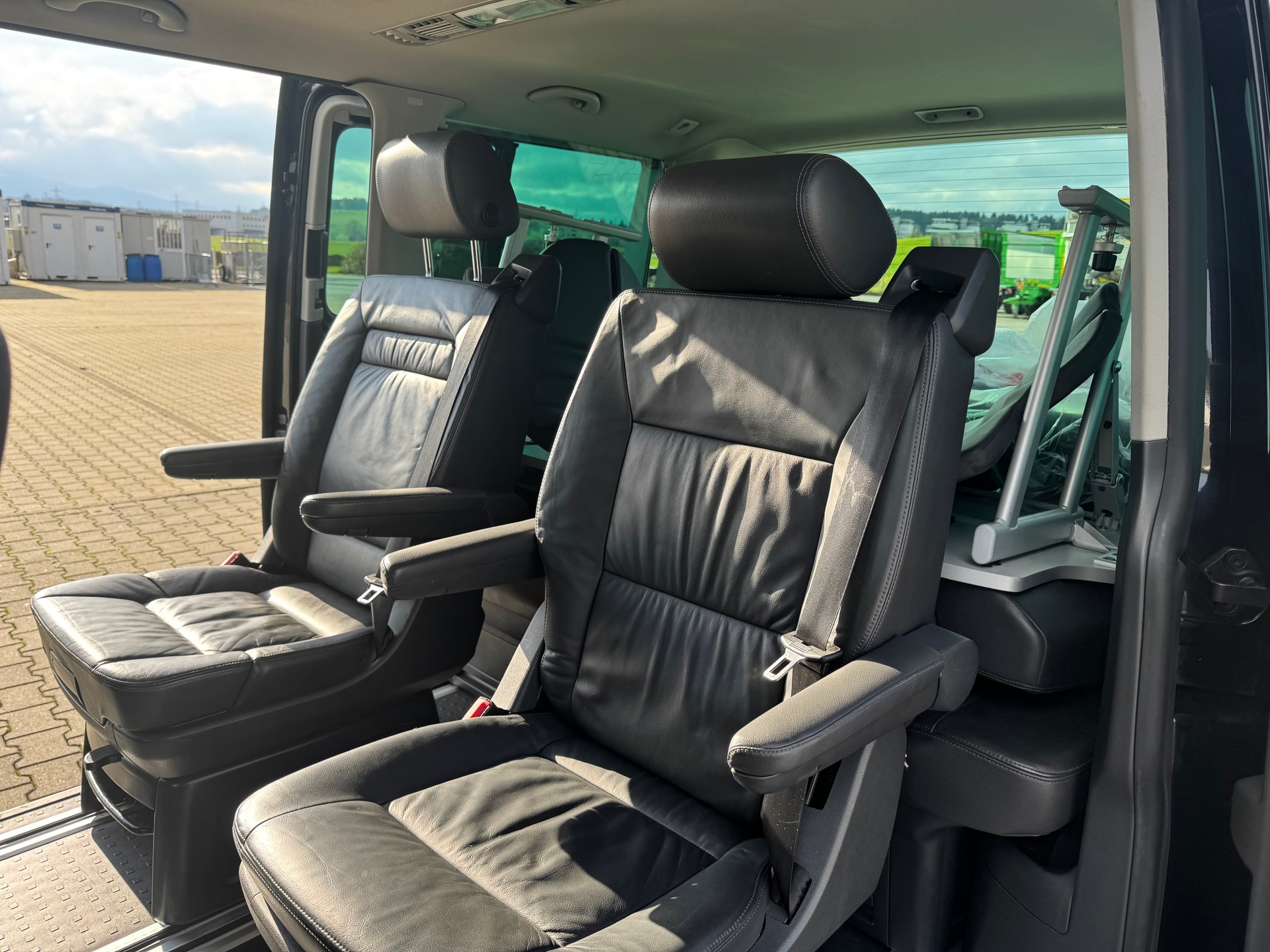 VW T5 Multivan Highline 2.5 TDI HL-image-7