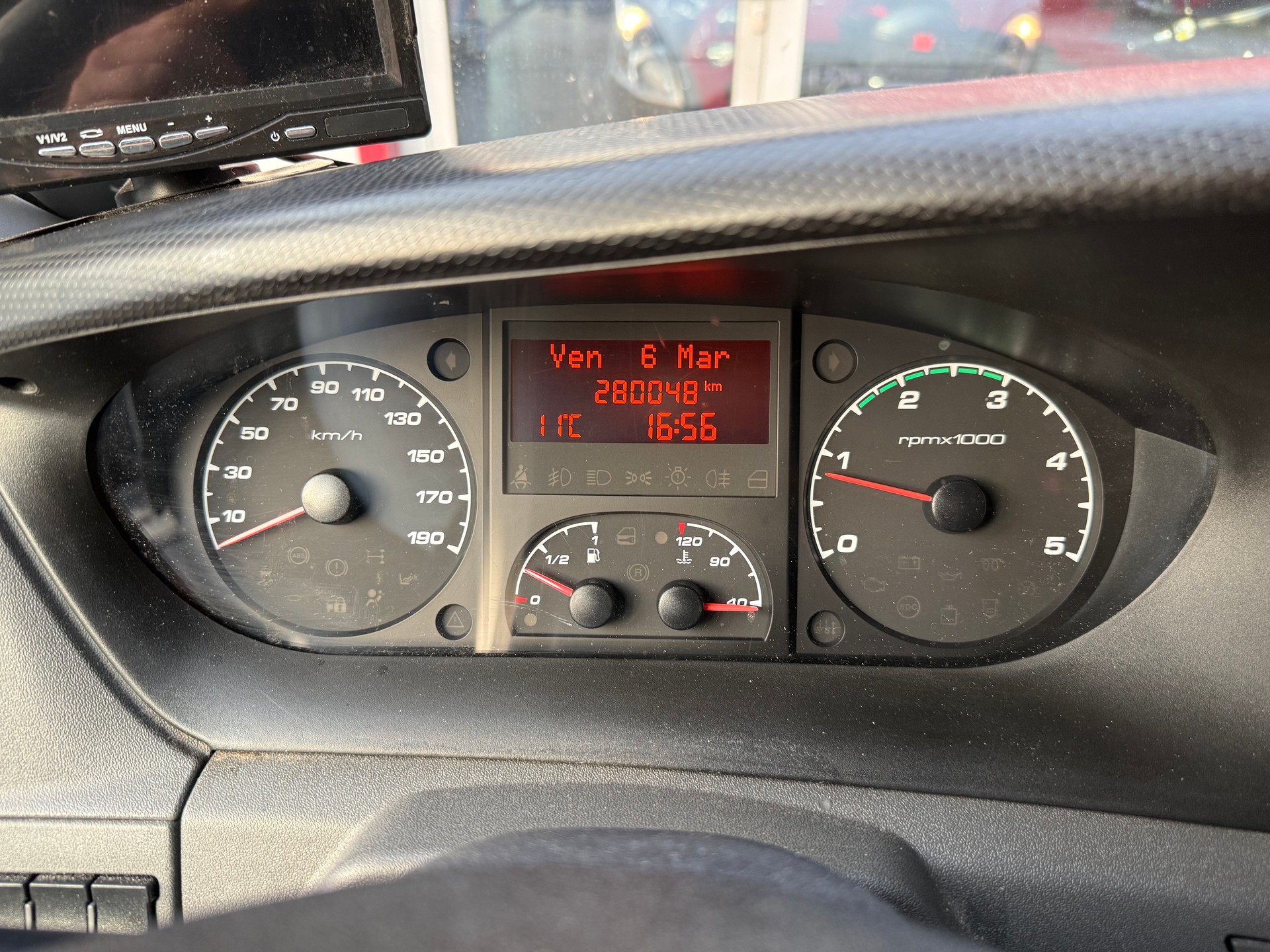 IVECO 35 S 11 CELLA FRIGO-image-12
