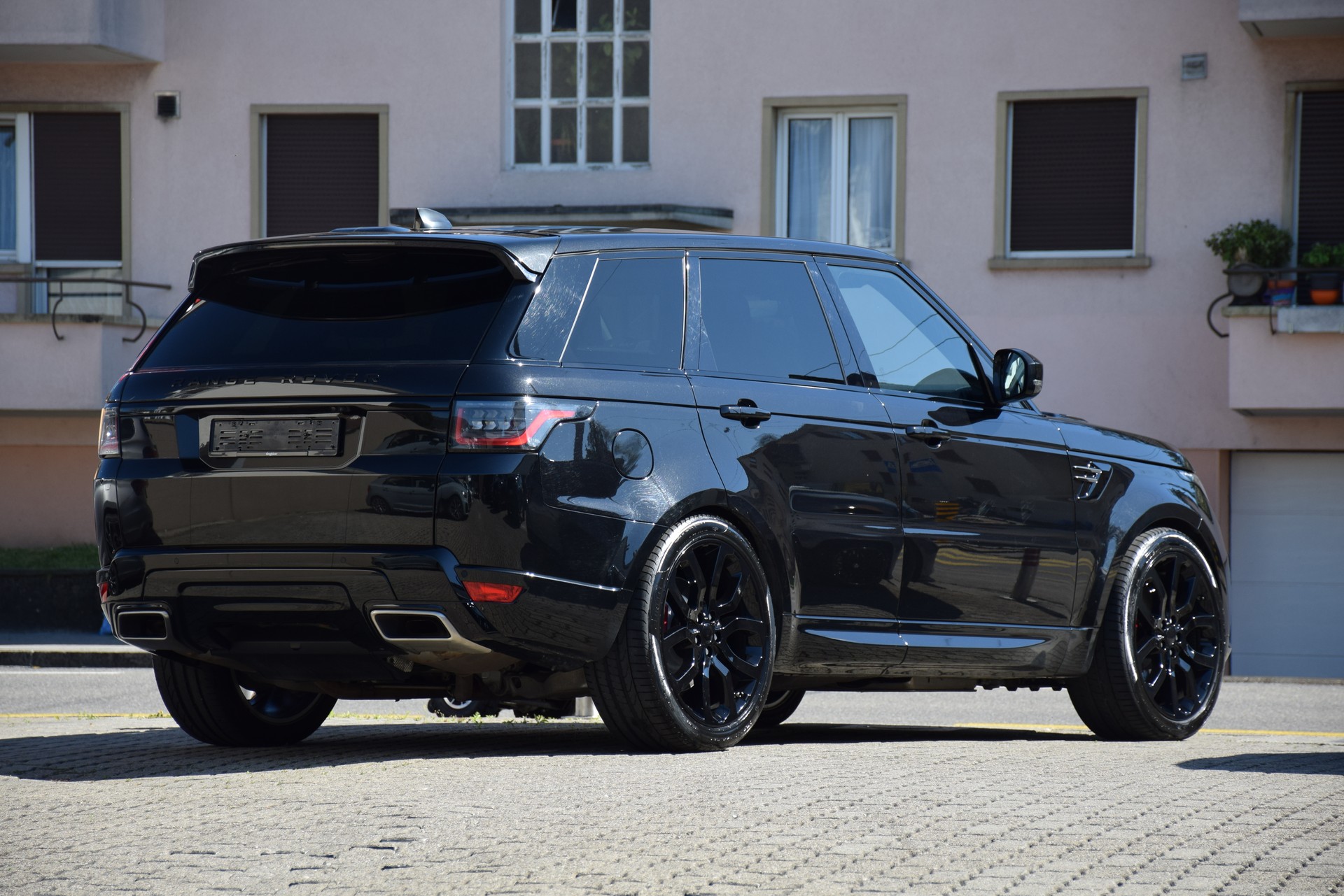 LAND ROVER Range Rover Sport 5.0 V8 P630 S/C HSE Dynamic Automatic-image-5