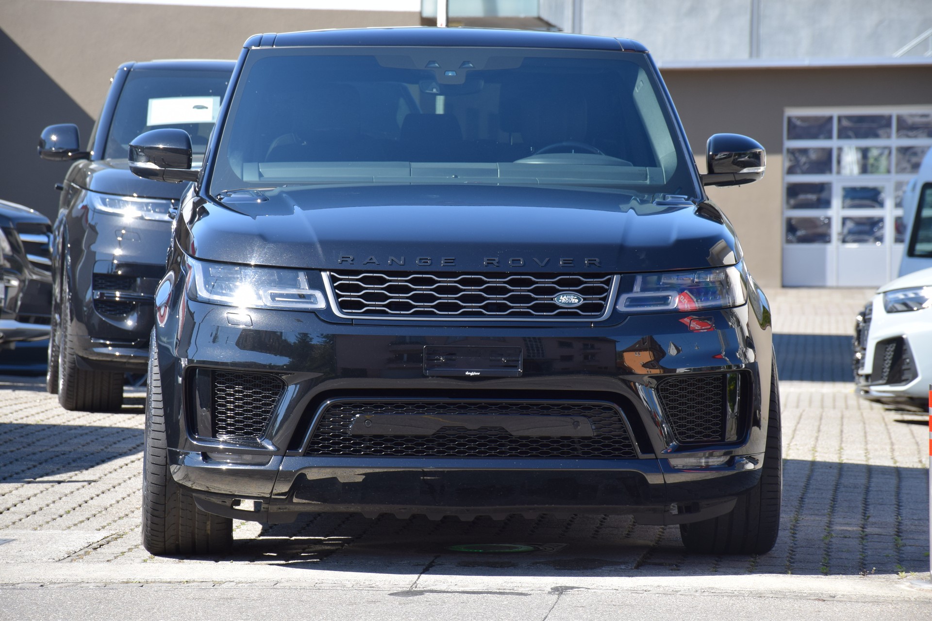 LAND ROVER Range Rover Sport 5.0 V8 P630 S/C HSE Dynamic Automatic-image-3