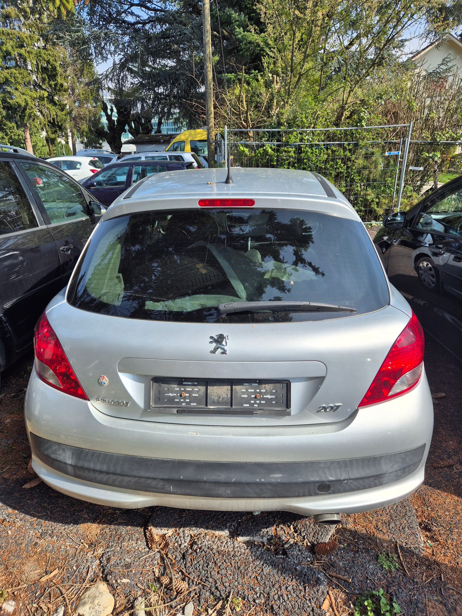 PEUGEOT 207 1.6 16V Lion Edition Automatic-image-6