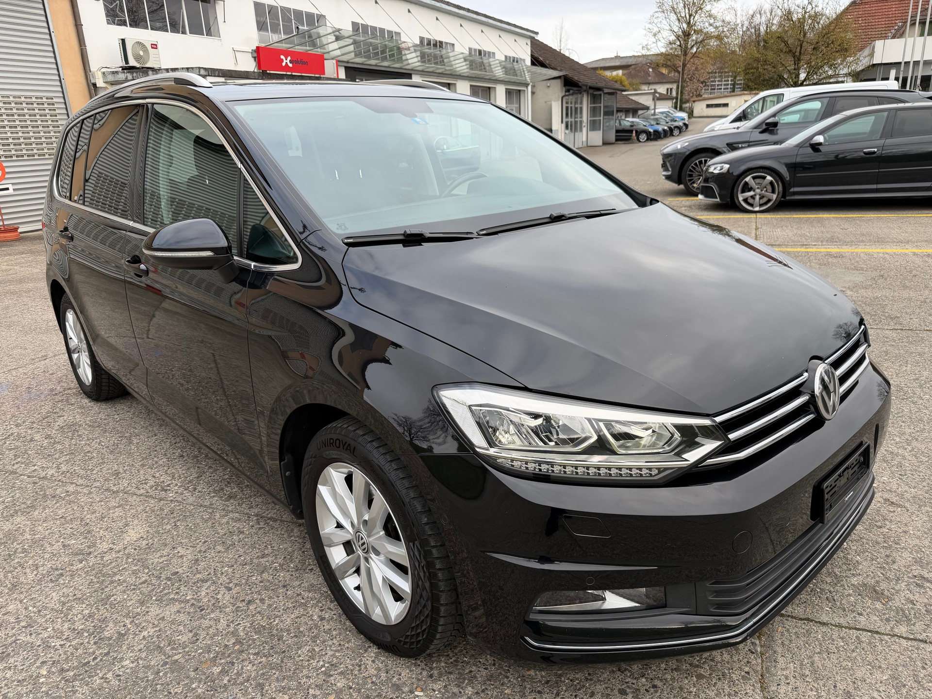 VW Touran 2.0 TDI BlueMotion Technology Highline DSG-image-6
