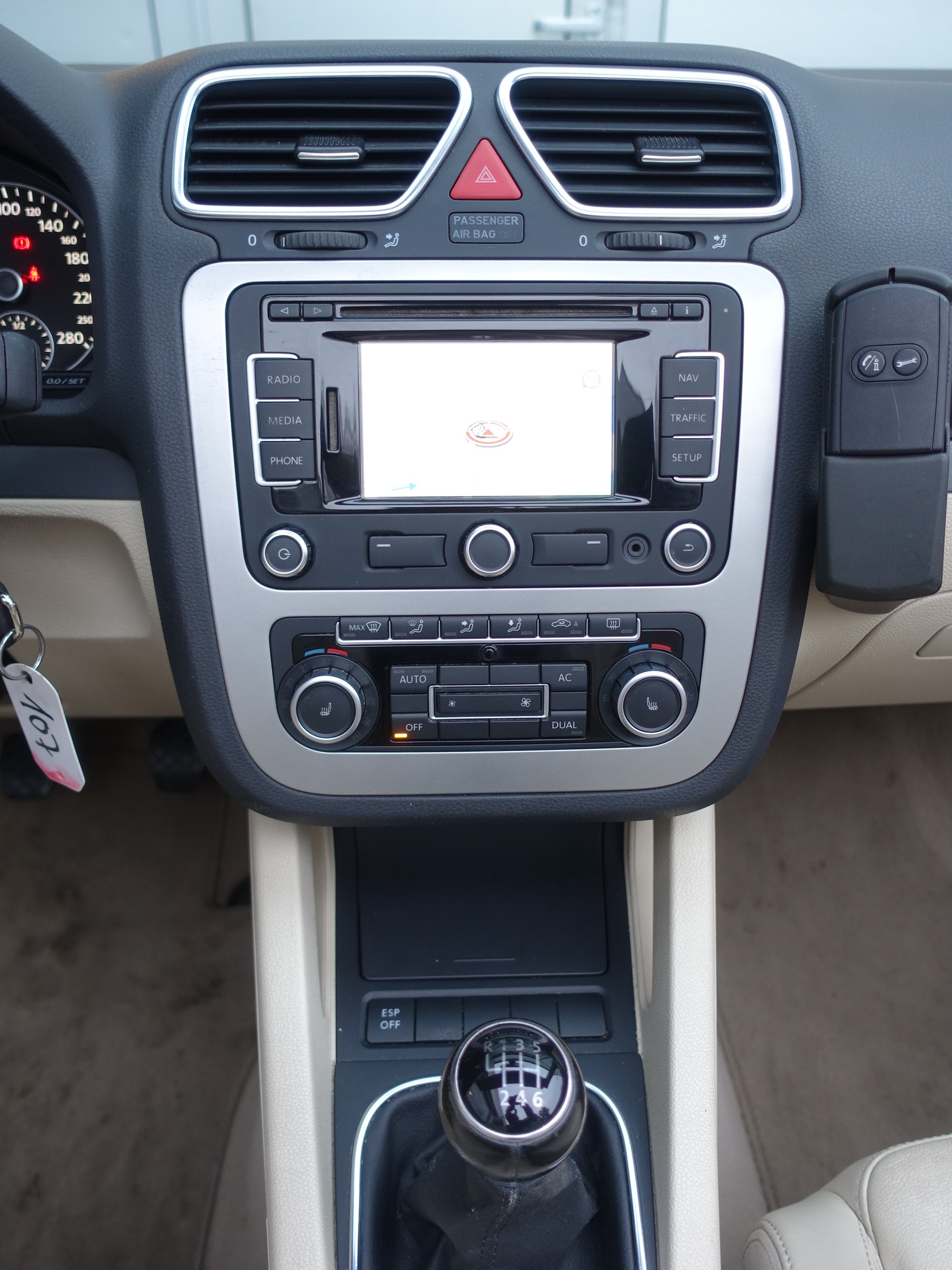 VW Eos 1.4 TSI-image-14
