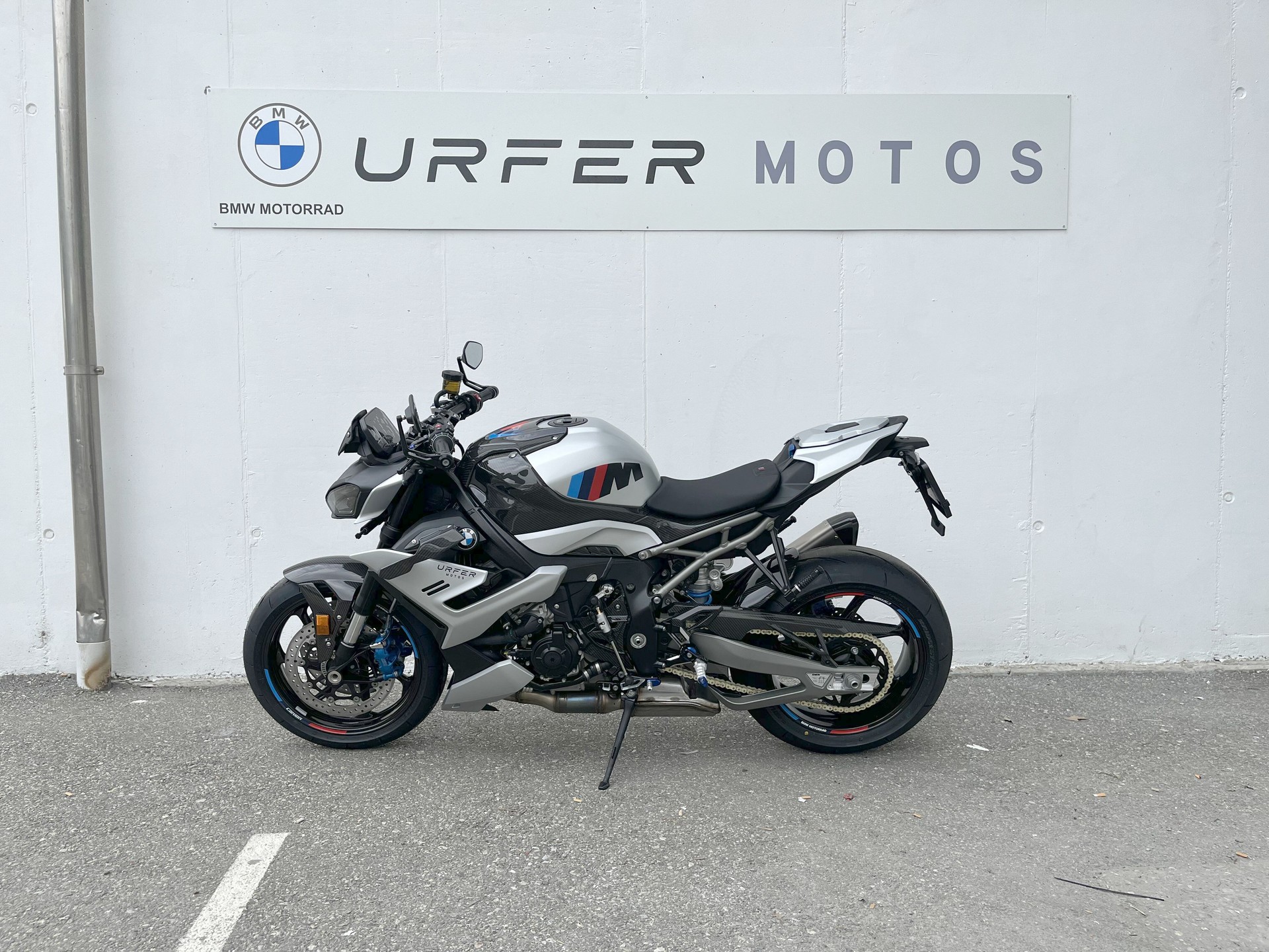 BMW M 1000 R-image-4
