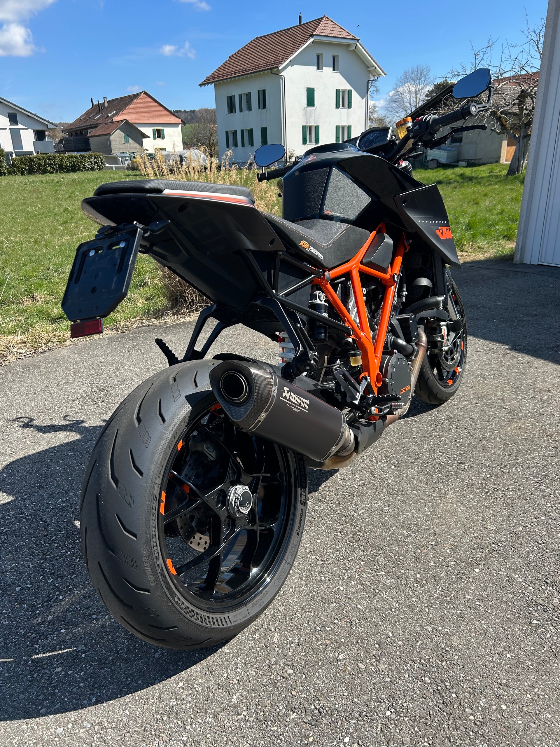 KTM 1290 Super Duke R-image-1