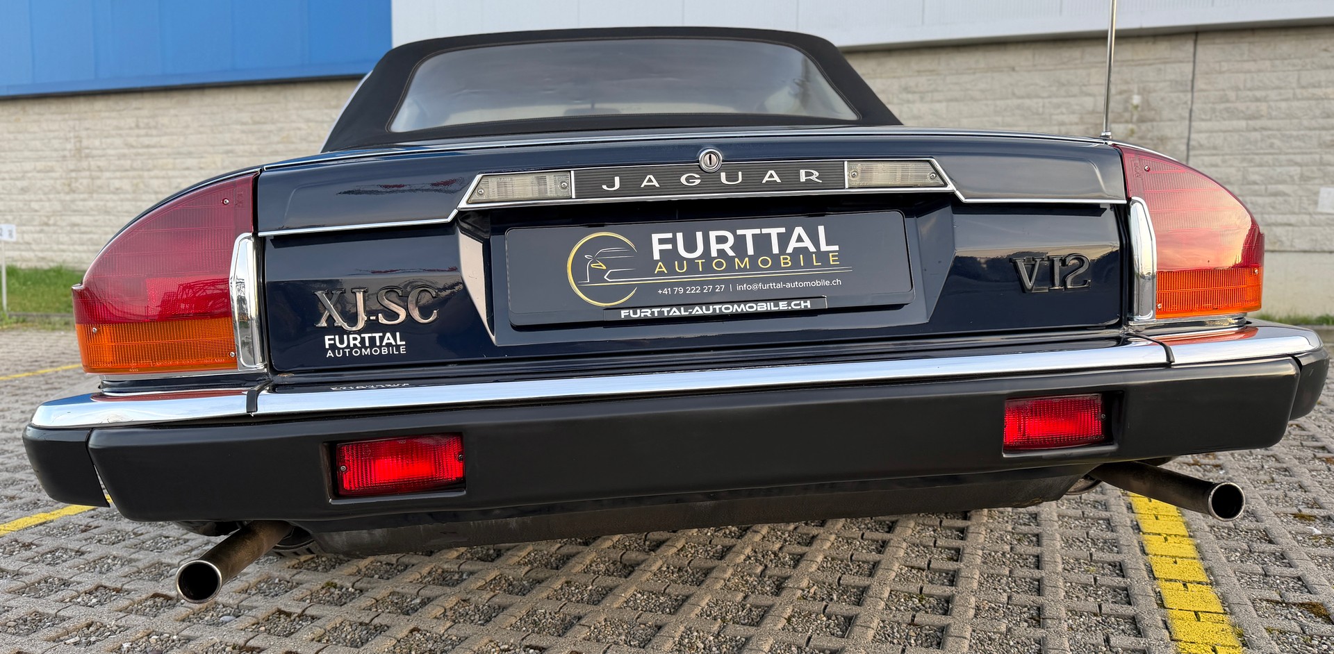 JAGUAR XJS 5.3 V12 Convertible-image-9