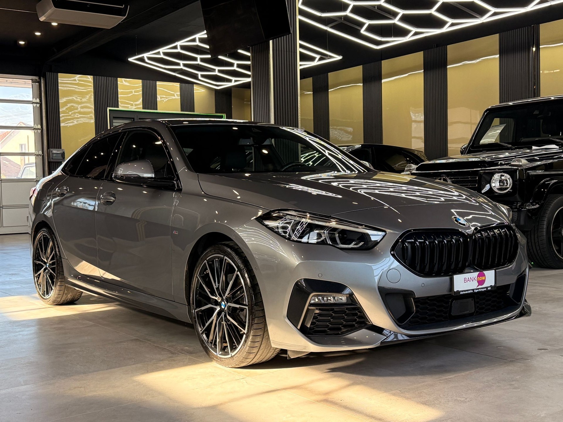 BMW 218i Gran Coupé M Sport Steptronic-showroom-element-2