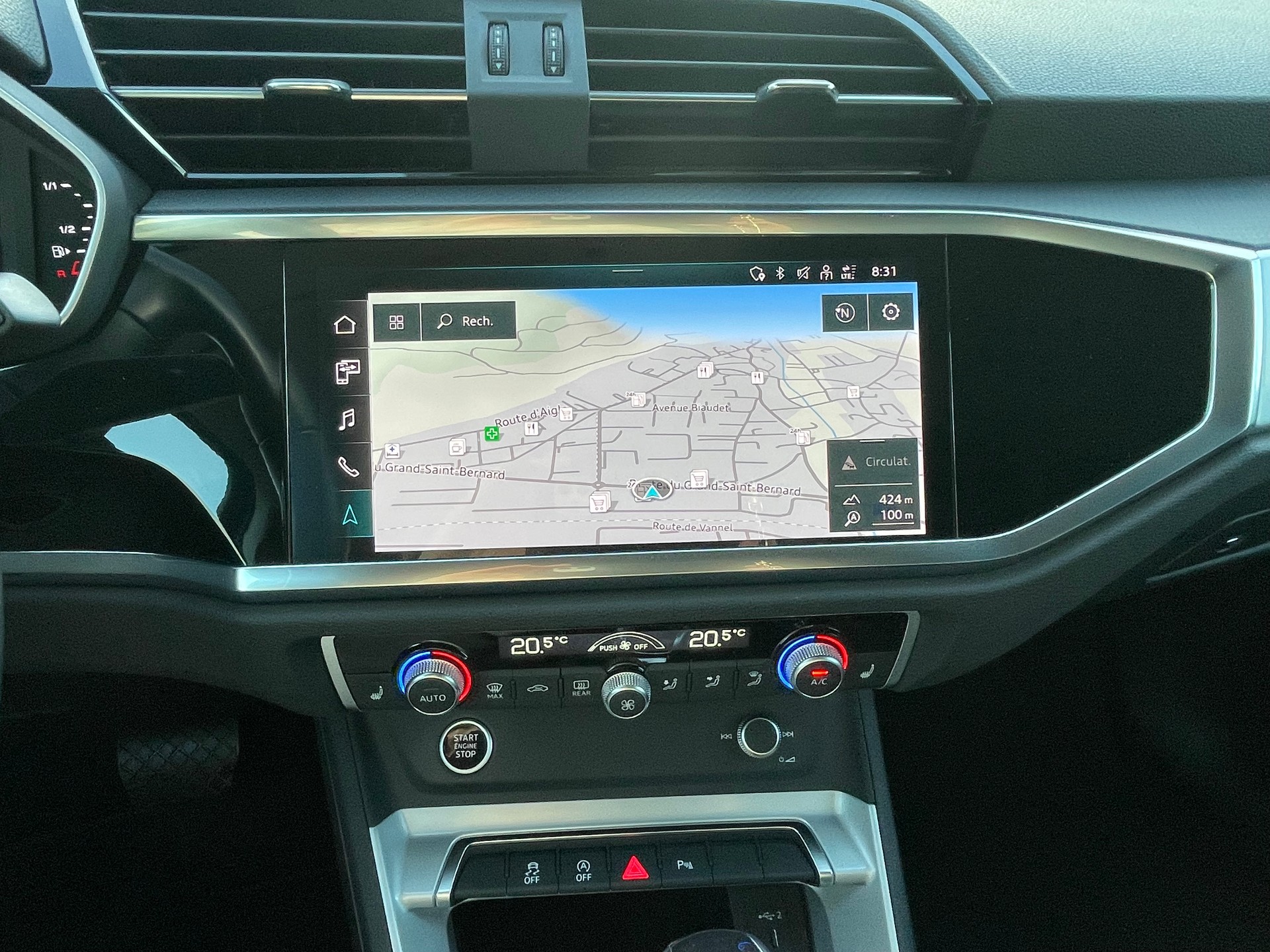 AUDI Audi Q3 1.5 35 TFSI Advanced Attraction S-Tronic-image-9