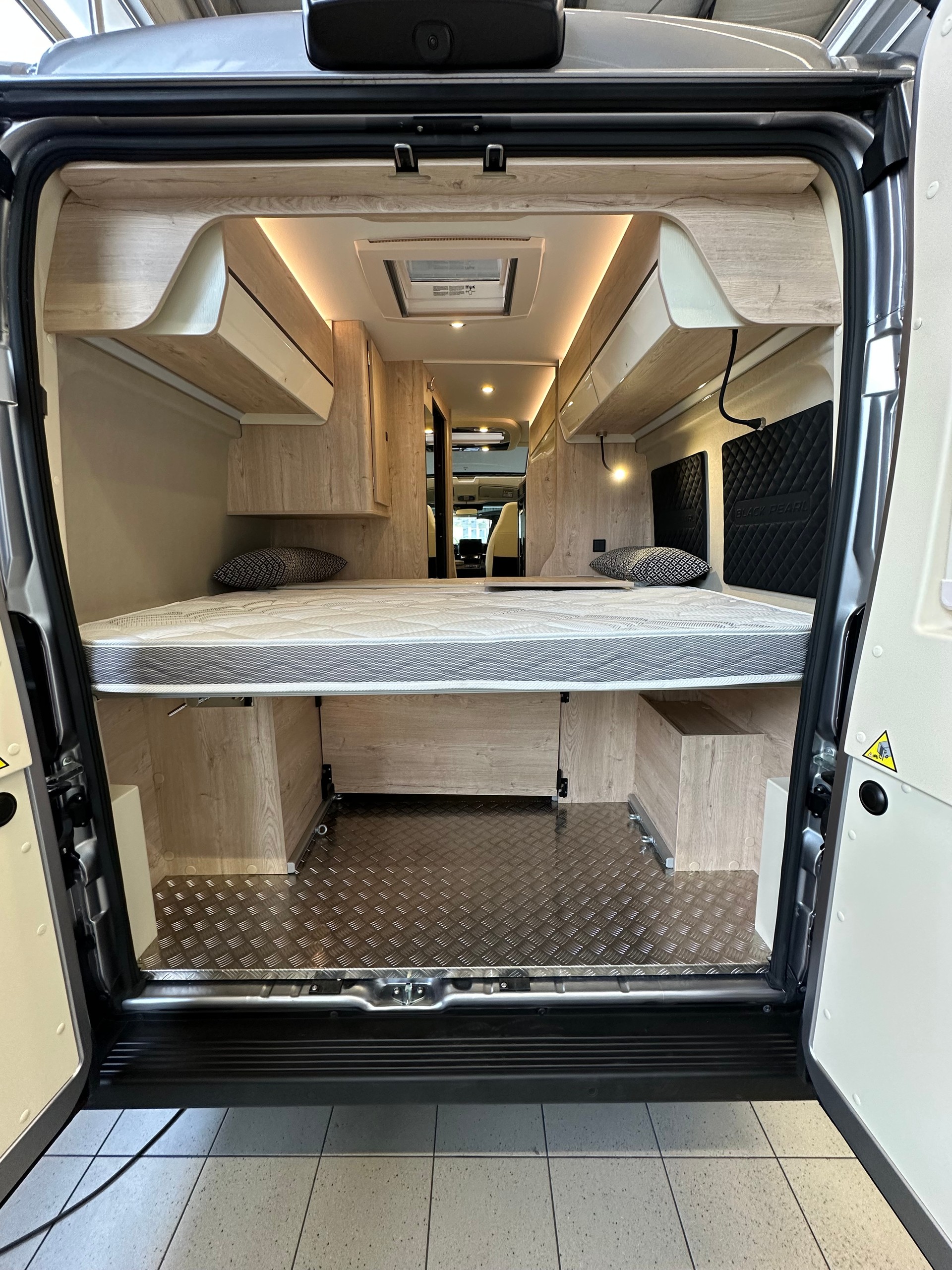 FLEURETTE Black Pearl 59LT-image-3