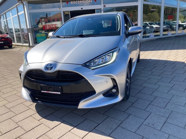 TOYOTA Yaris 1.5 Trend e-CVT-image-1