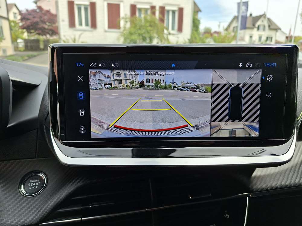 PEUGEOT 2008 1.2 Hybrid 145 GT-image-13