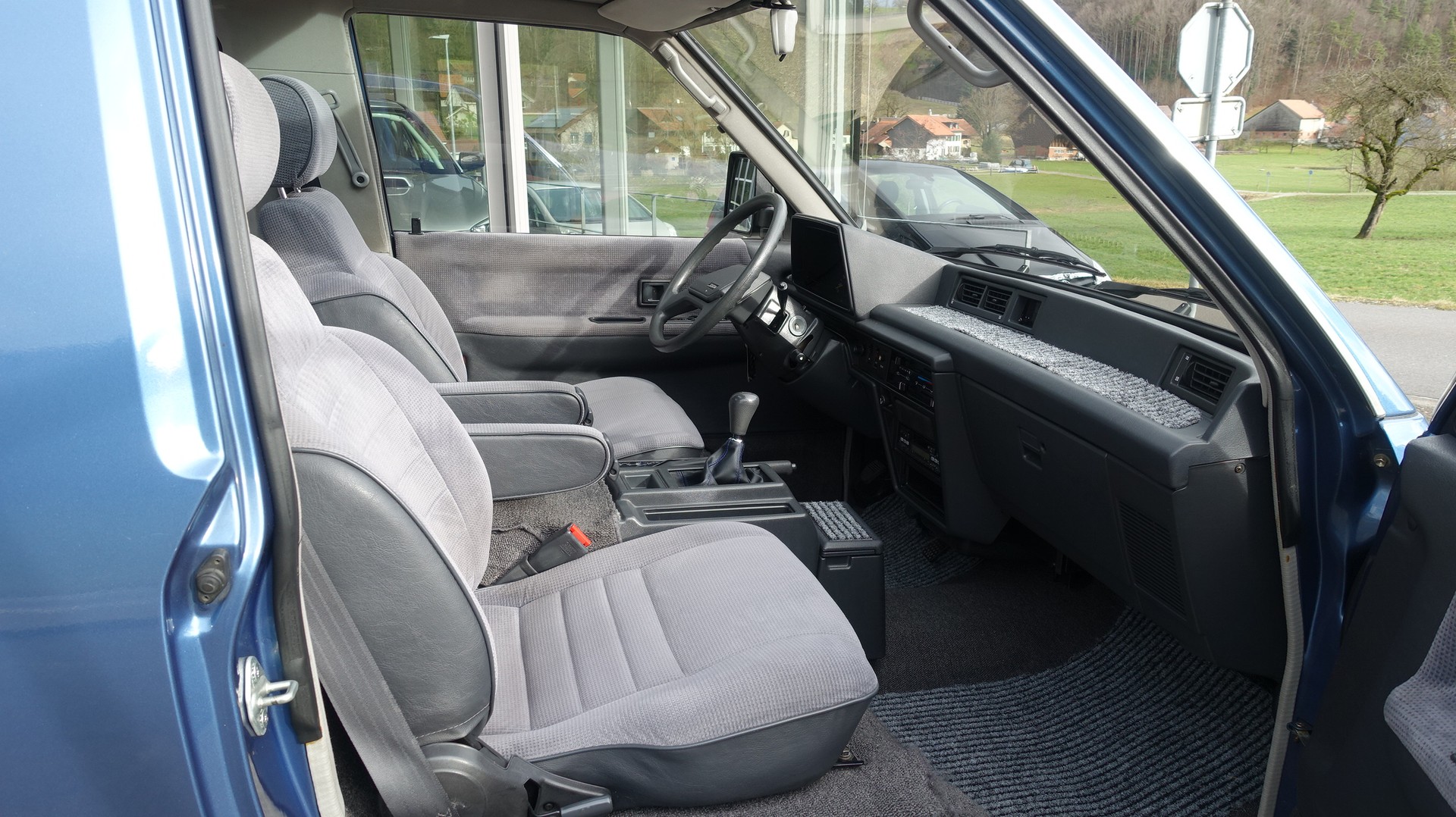 TOYOTA Model-F 2.2 Wagon GL-image-11
