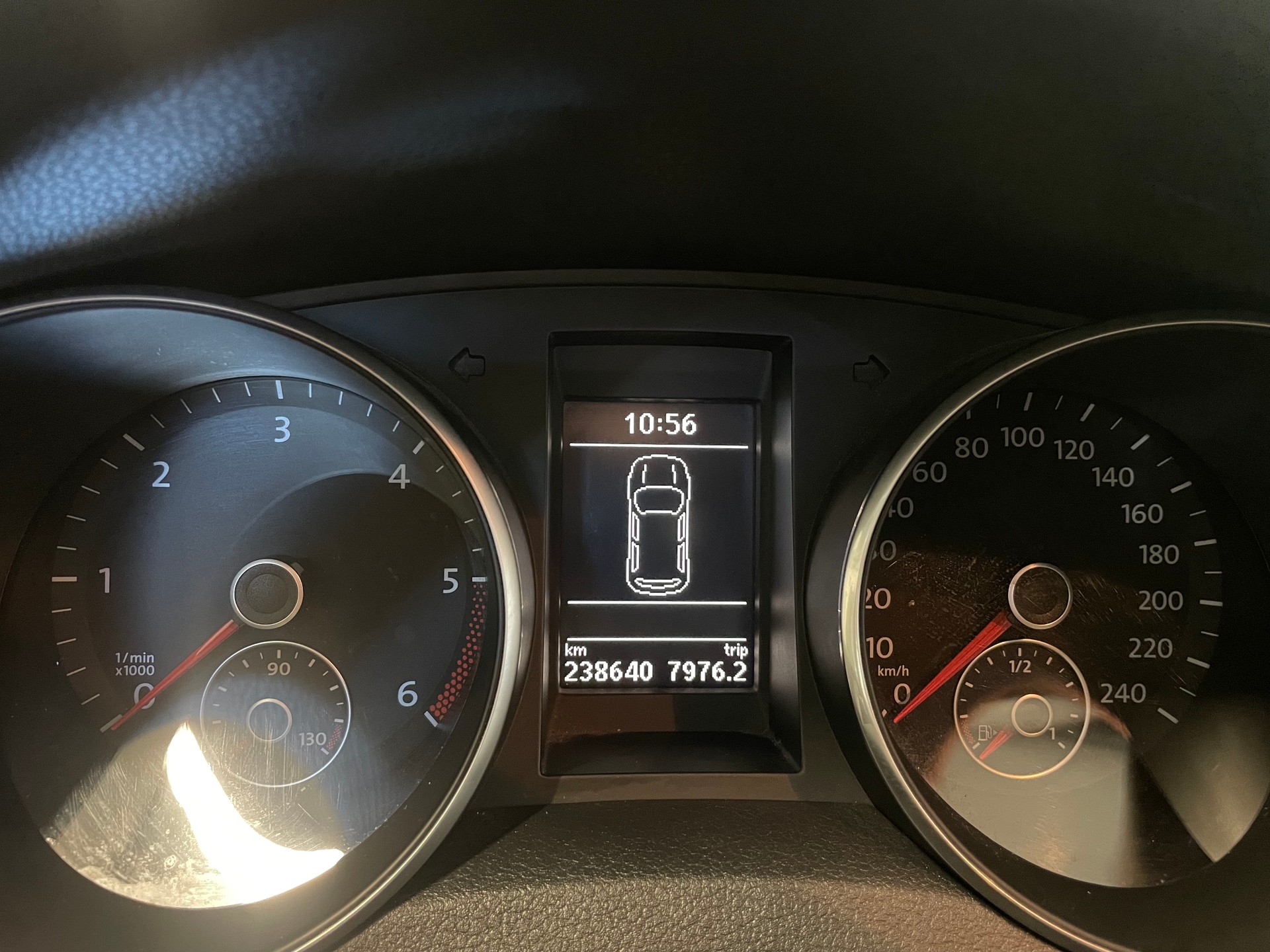 VW Golf 2.0 TDI Trendline-image-11