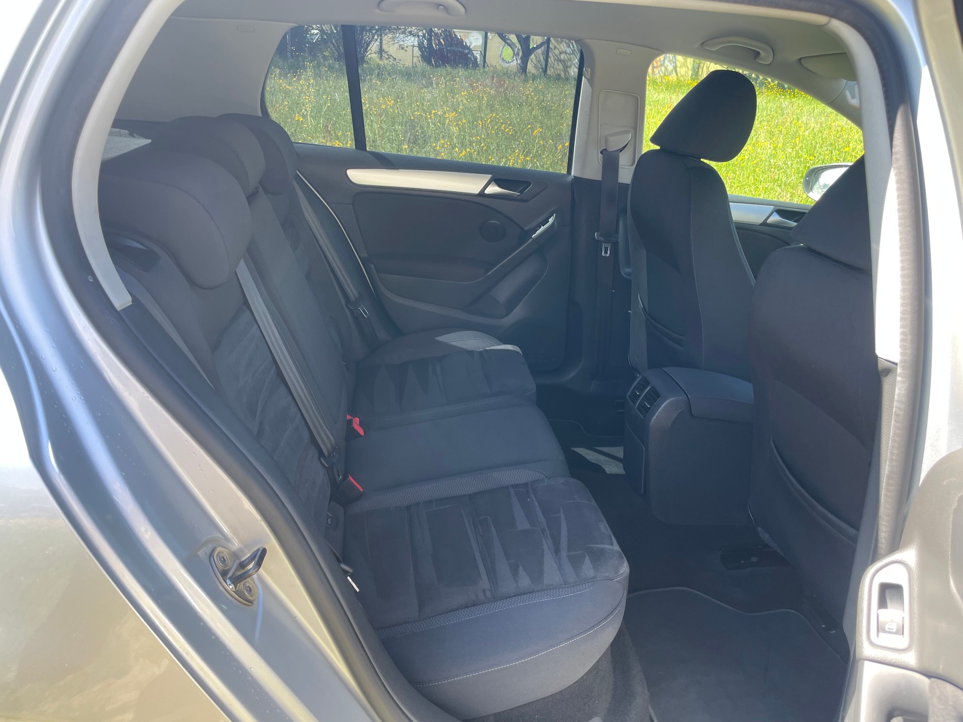 VW Golf 2.0 TDI Trendline-image-8