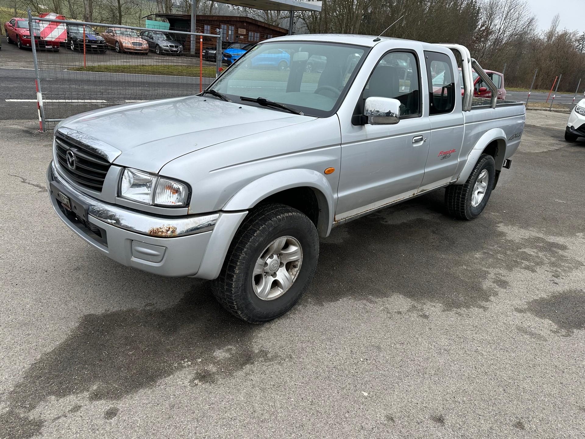 MAZDA B 2500TD 4x4 Strech Cab.Hurricane