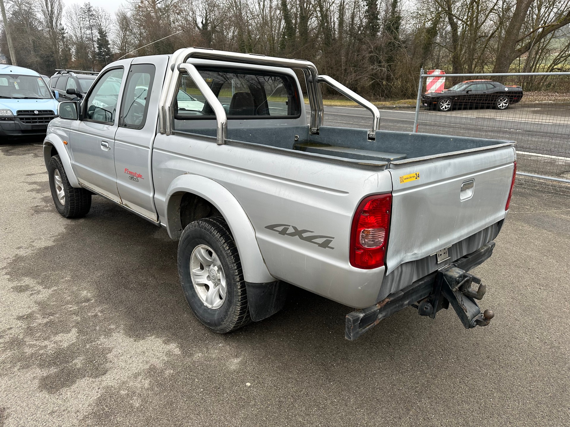 MAZDA B 2500TD 4x4 Strech Cab.Hurricane-image-8