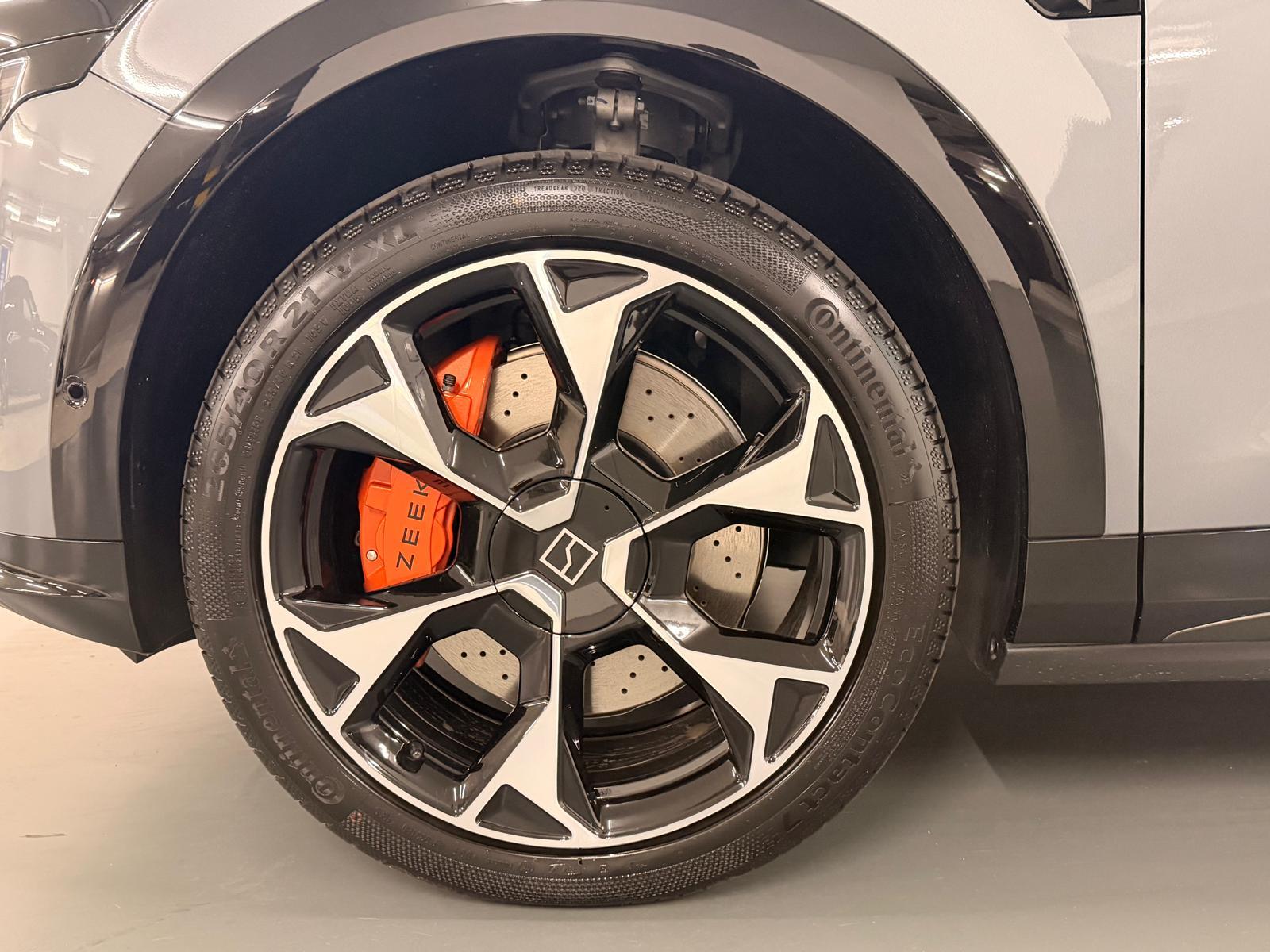 ZEEKR 7X Privilege AWD-showroom-element-3