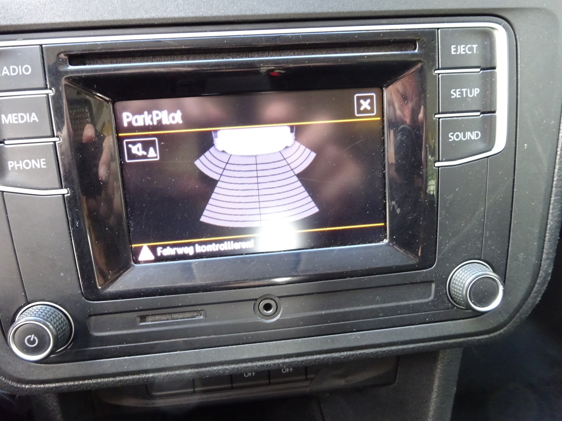 VW Caddy 2.0TDI 4Motion BlueMotion Technology DSG-image-12